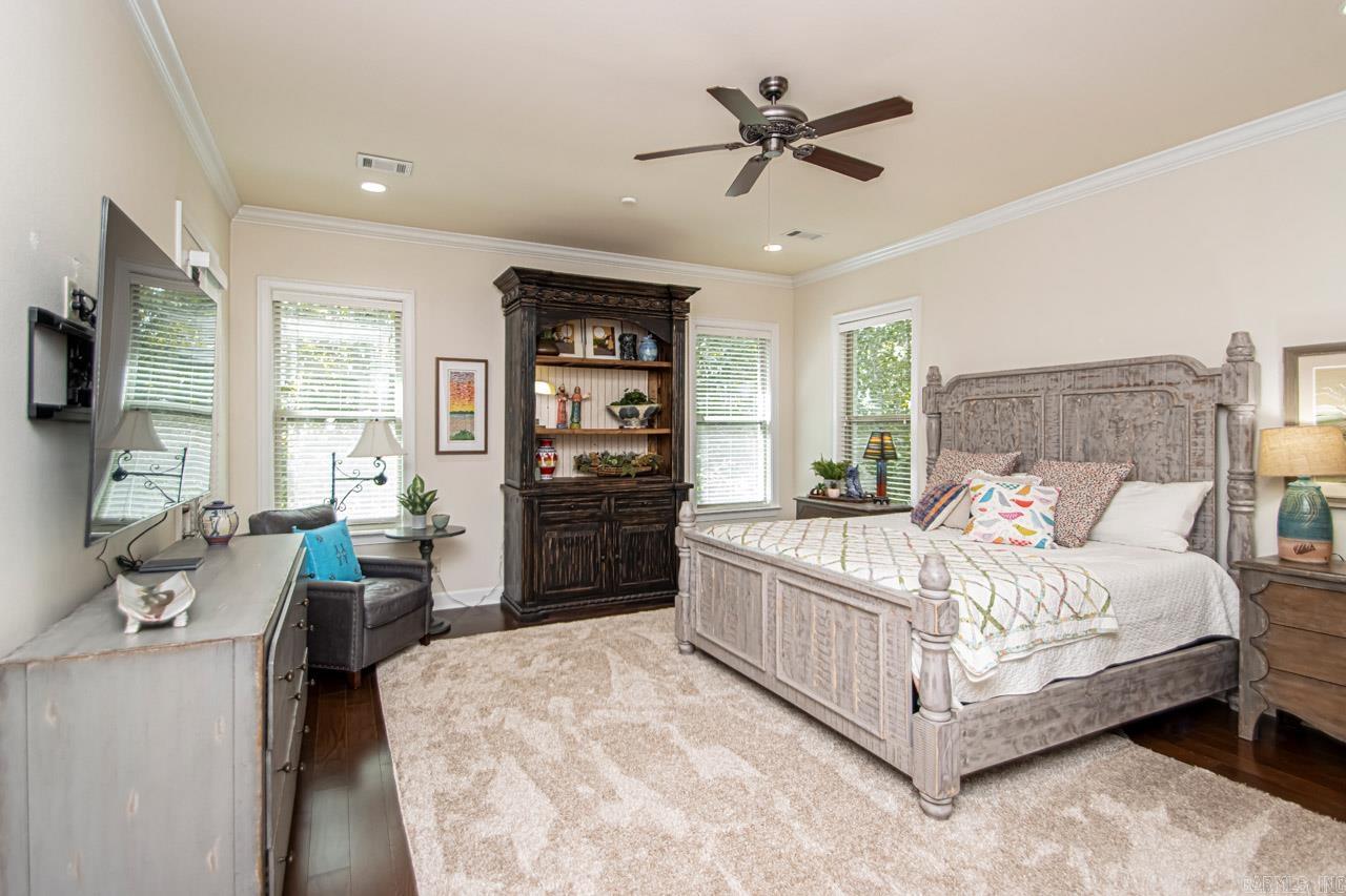 WOODLANDS EDGE - Residential