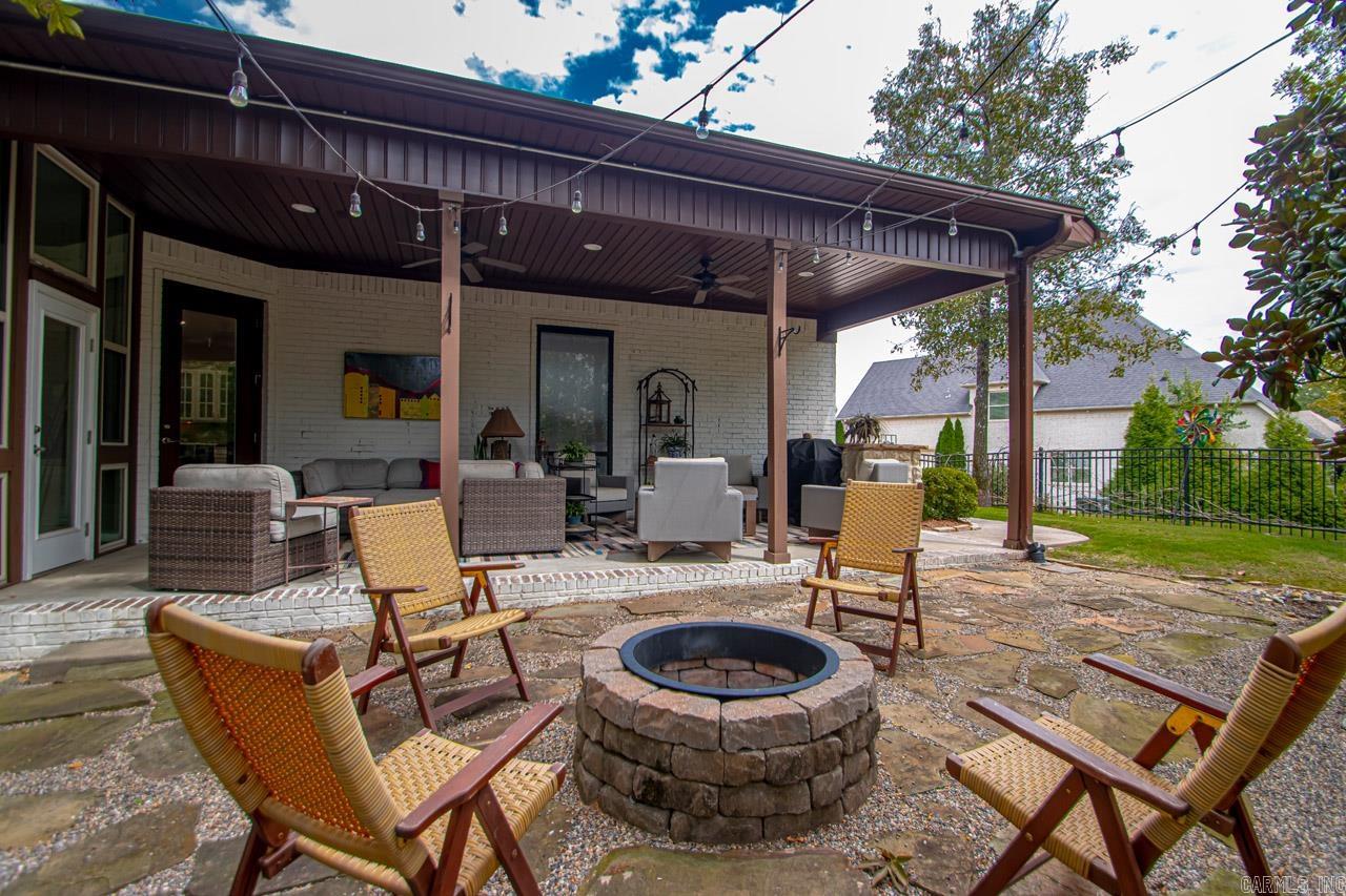 WOODLANDS EDGE - Residential