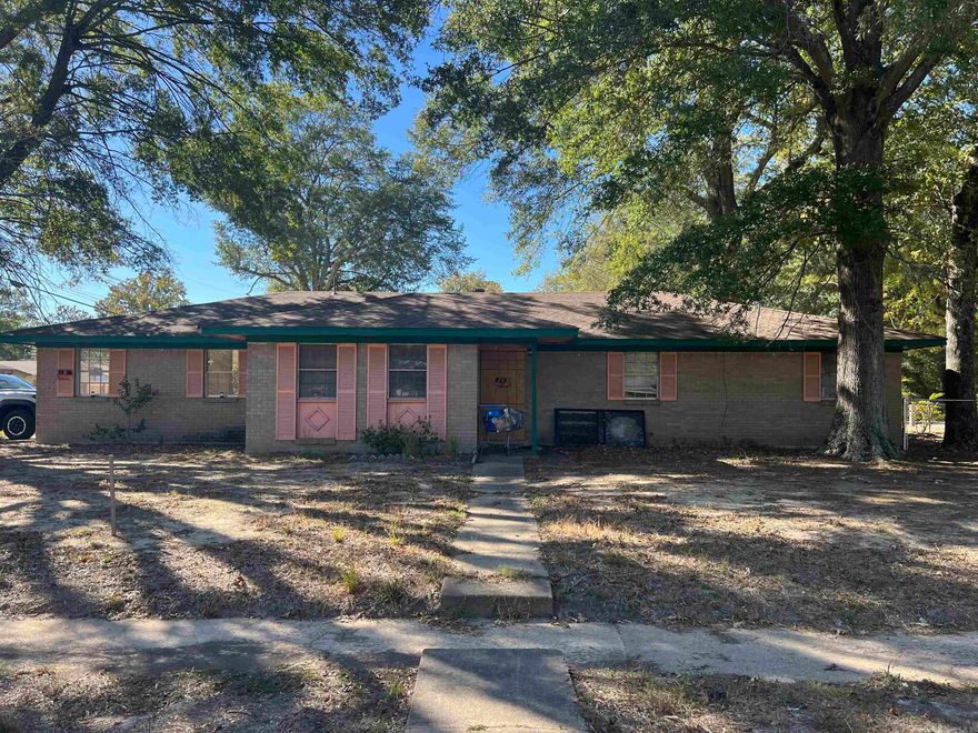 Fixer-Upper Opportunity in Pine Bluff, AR – 3 Bed | 1.5 Bath | Great Investment Potential! Calling all investors and handy homeowners! This 3-bedroom, 1.5-bath home in the heart of Pine Bluff, Arkansas is your chance to own a property with tons of potential. Whether you're looking to flip, rent, or renovate into your dream home, this property is a solid investment waiting for the right touch. Key Features: -3 spacious bedrooms with natural light -1 full bath plus half bath for added convenience -Generous living space with original features -Large lot with mature trees and backyard space Sold As-Is – needs TLC and updates throughout With some repairs and vision, this home could shine once again. Agents see remarks.