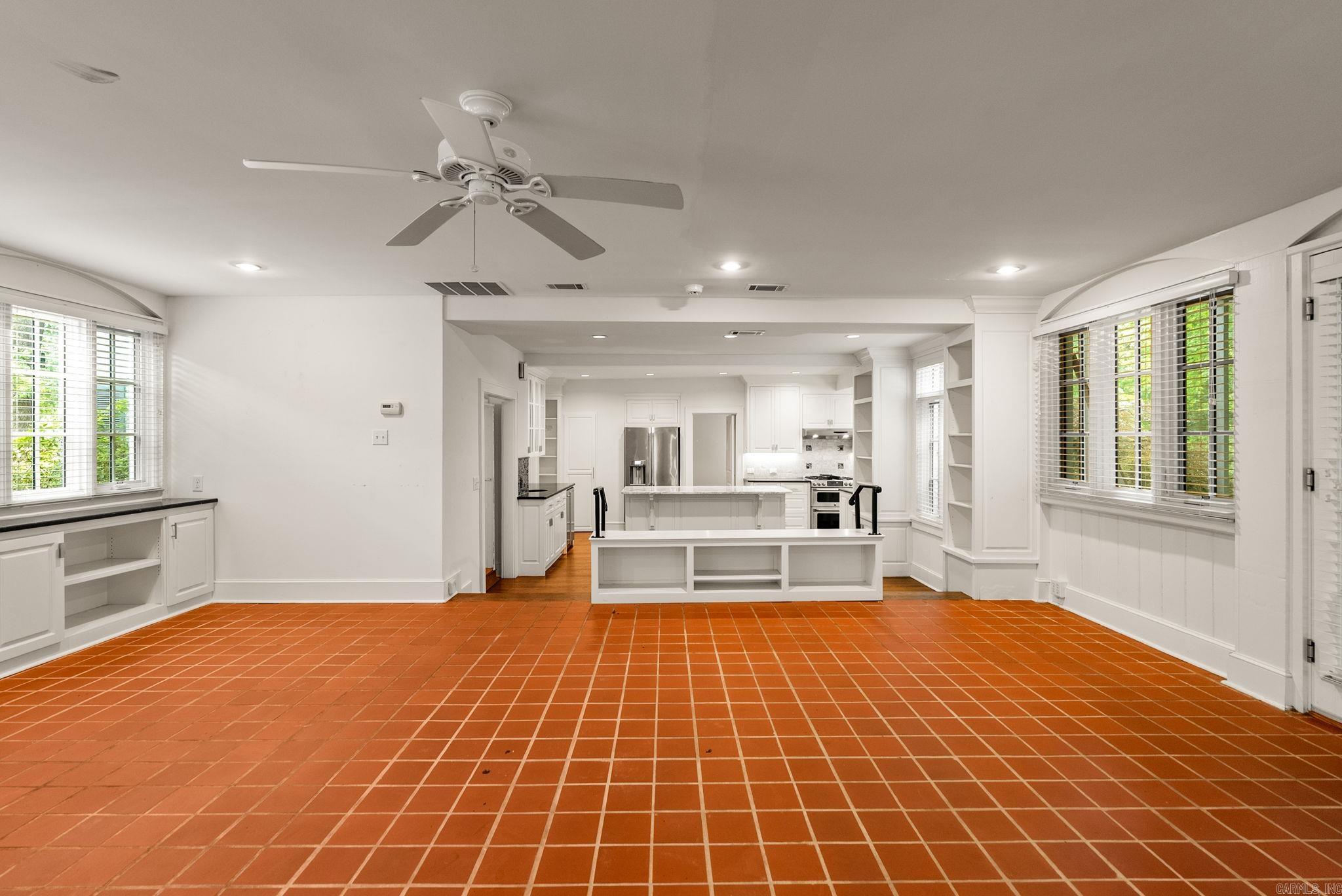 CLIFFEWOOD - Residential
