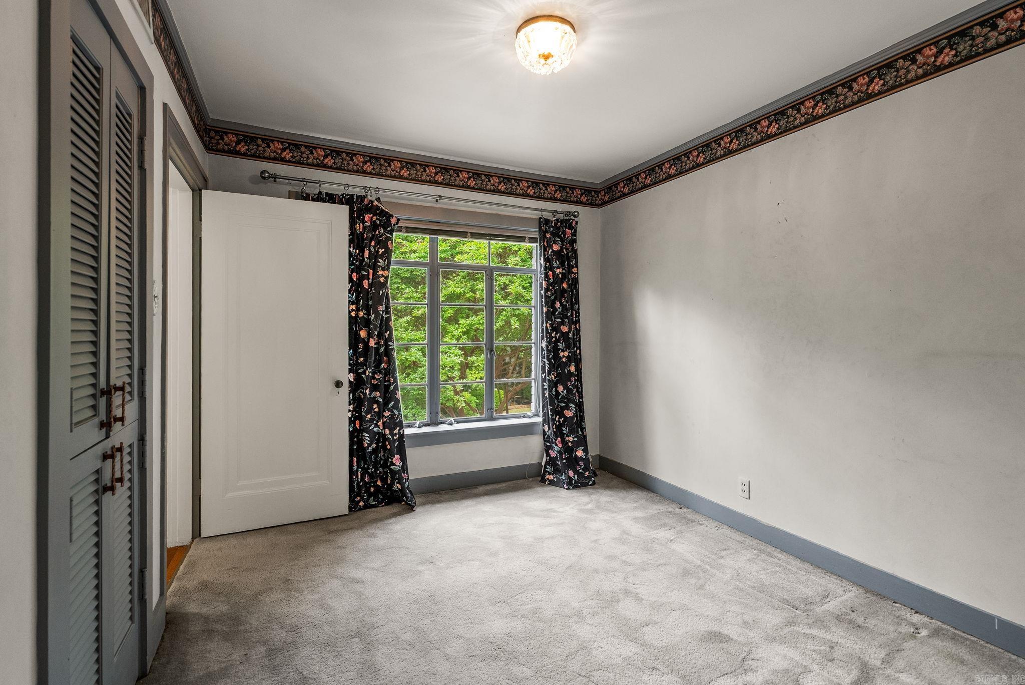 CLIFFEWOOD - Residential