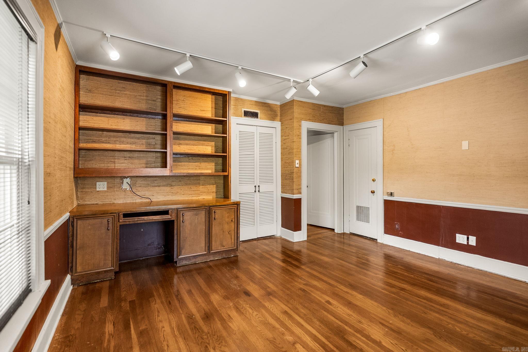 CLIFFEWOOD - Residential