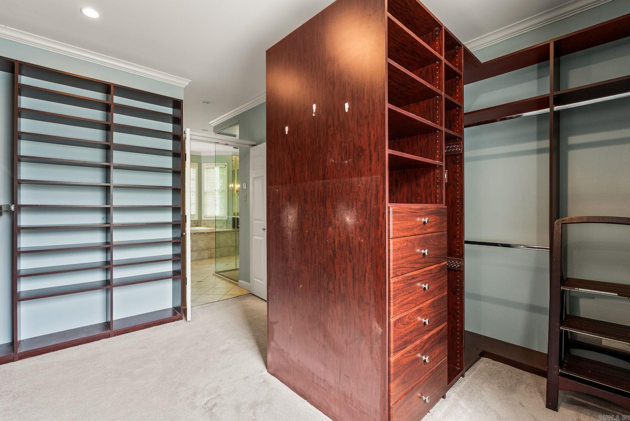 CLIFFEWOOD - Residential