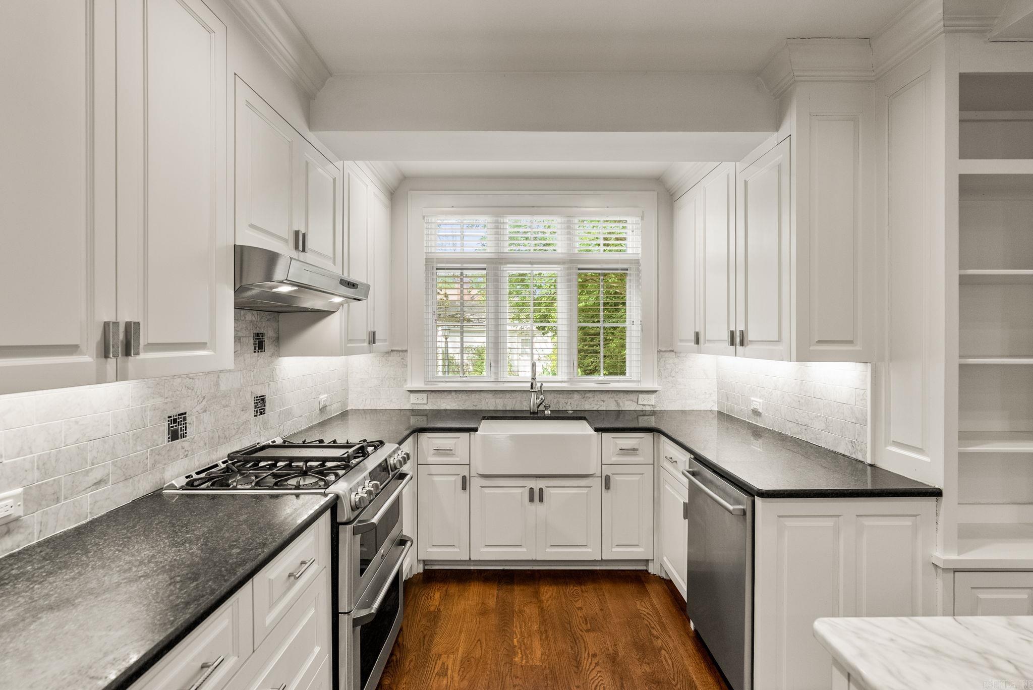 CLIFFEWOOD - Residential