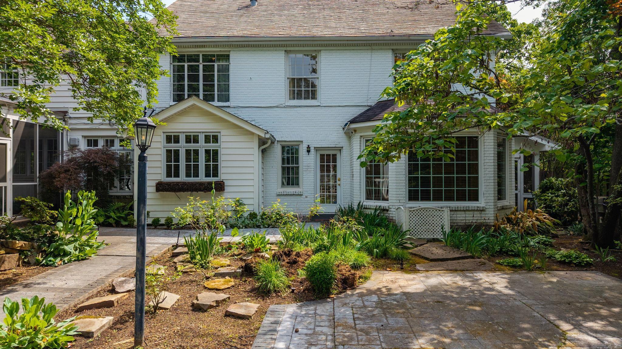 CLIFFEWOOD - Residential