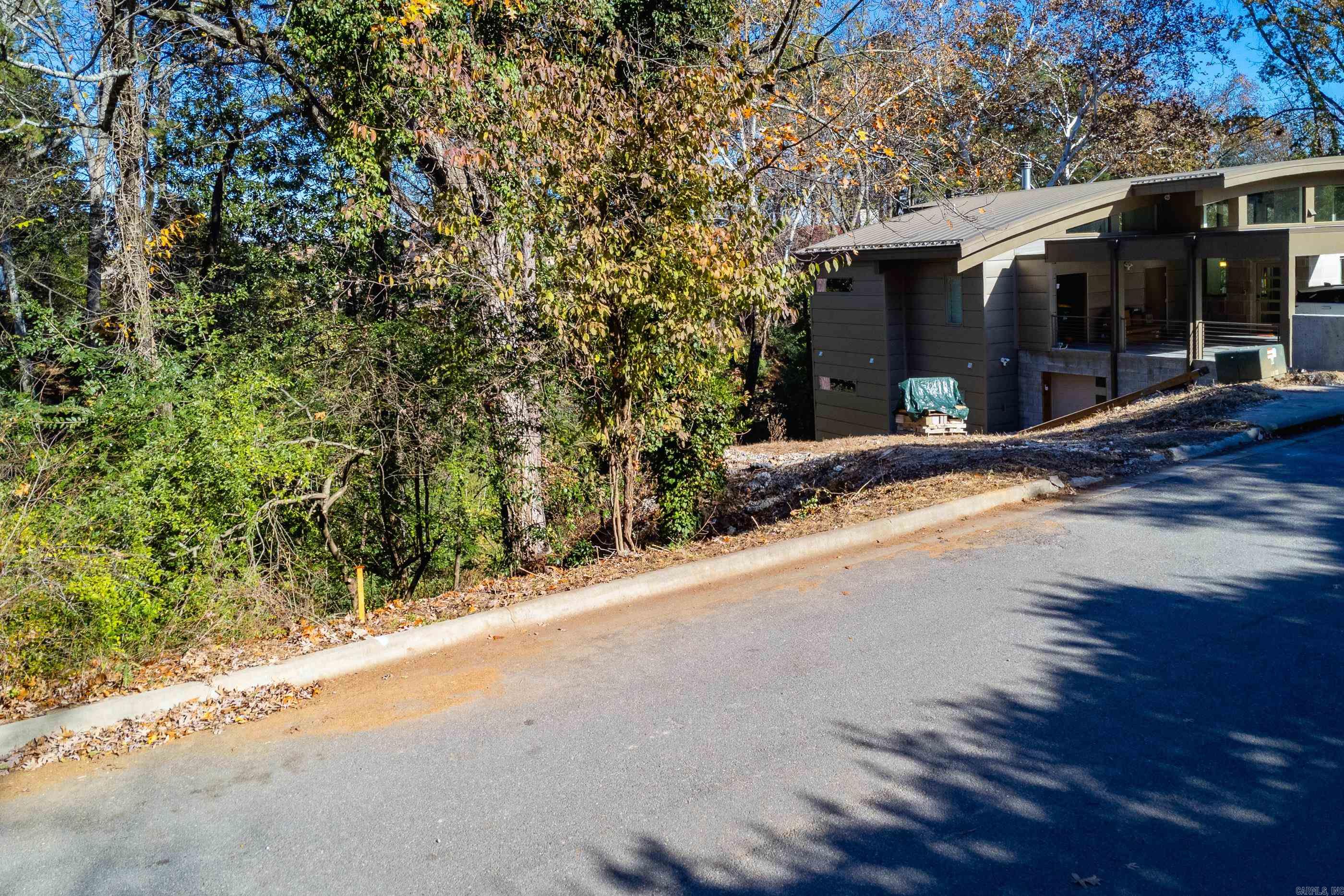 East Palisades - Land