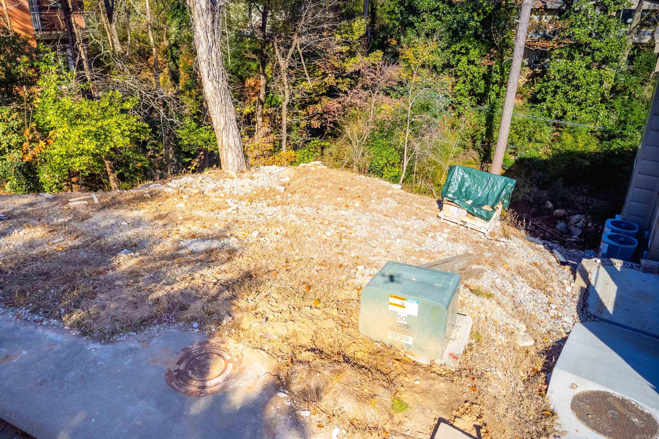 East Palisades - Land