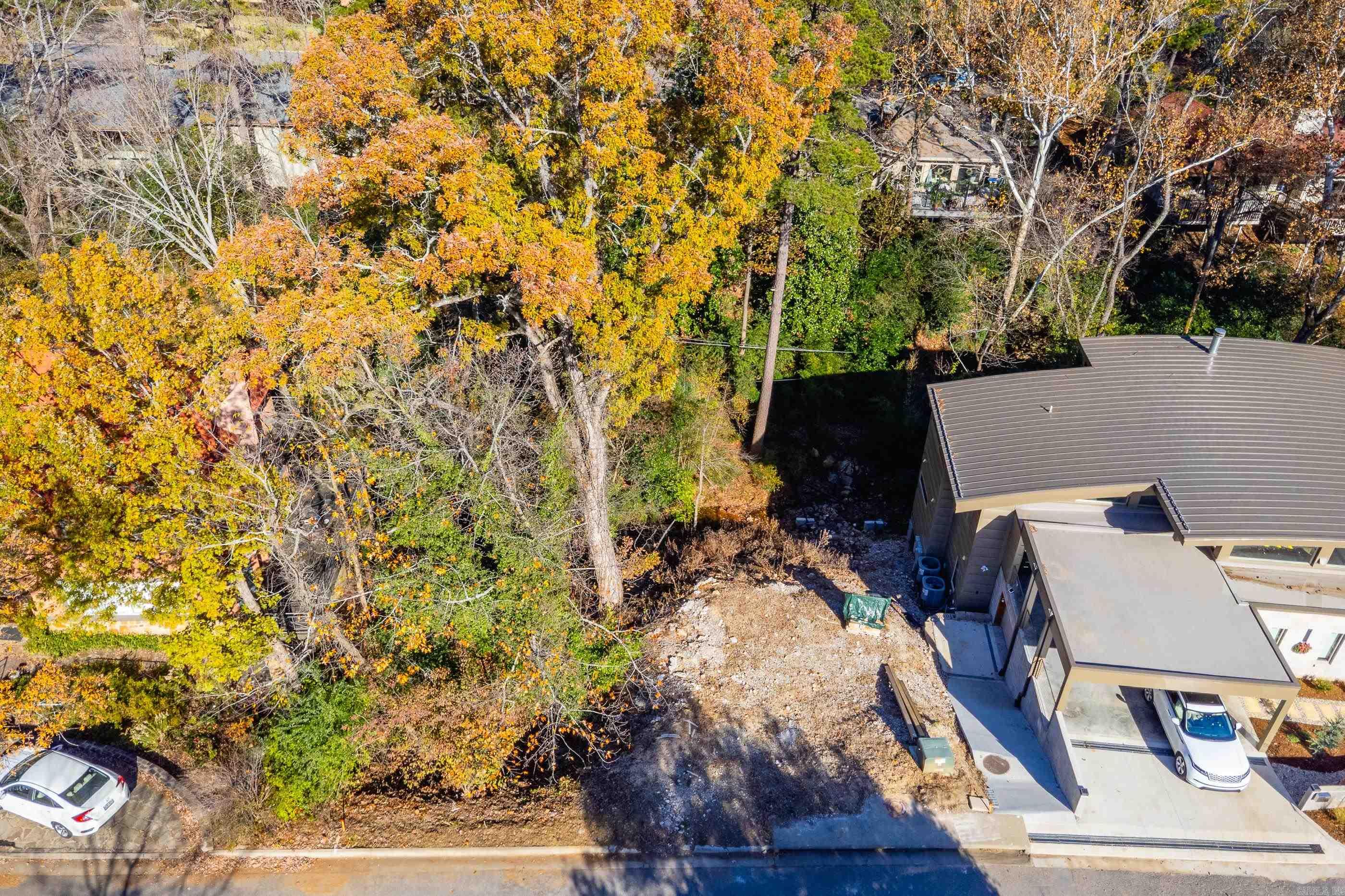 East Palisades - Land