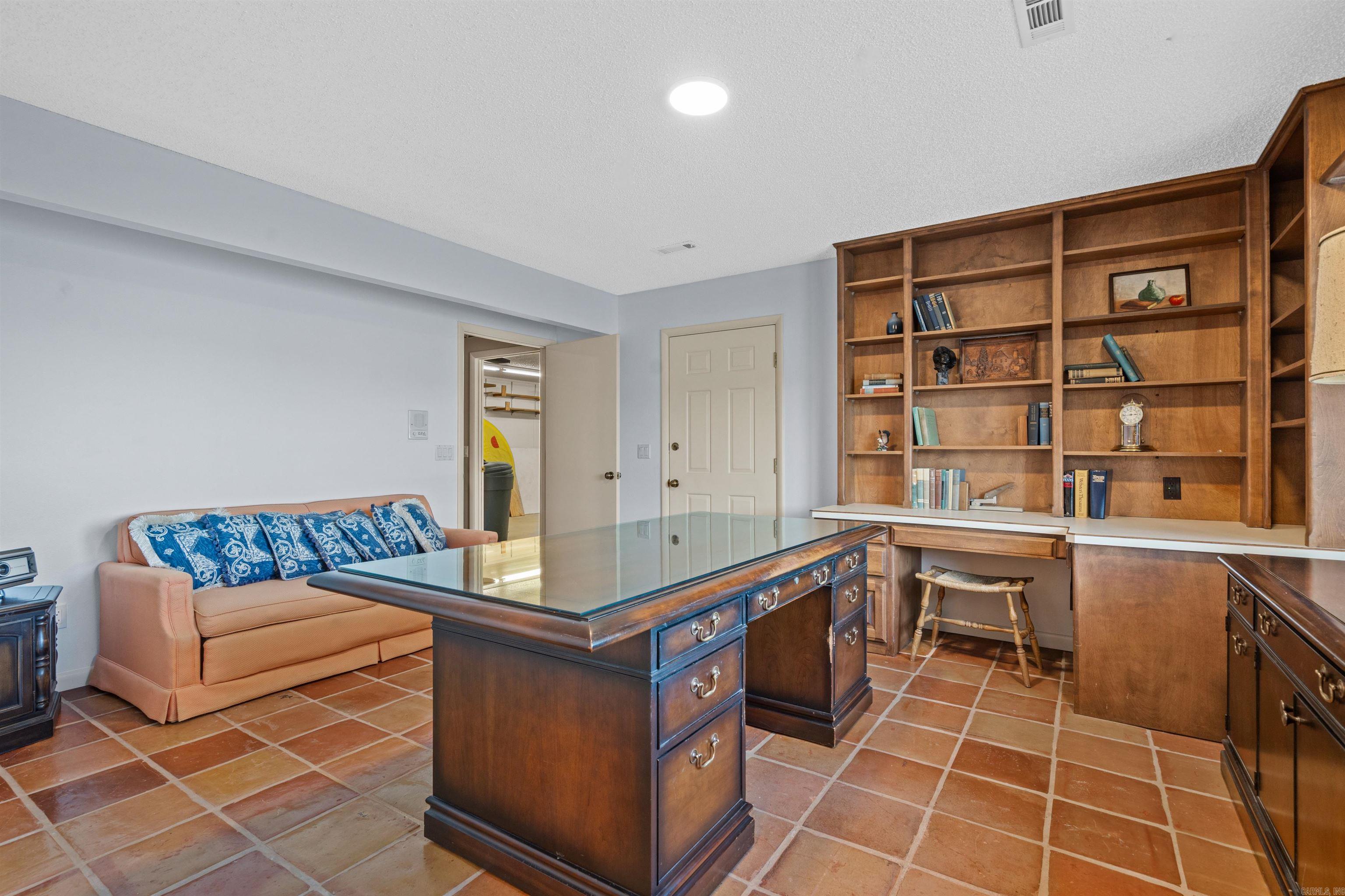 Reata - Residential