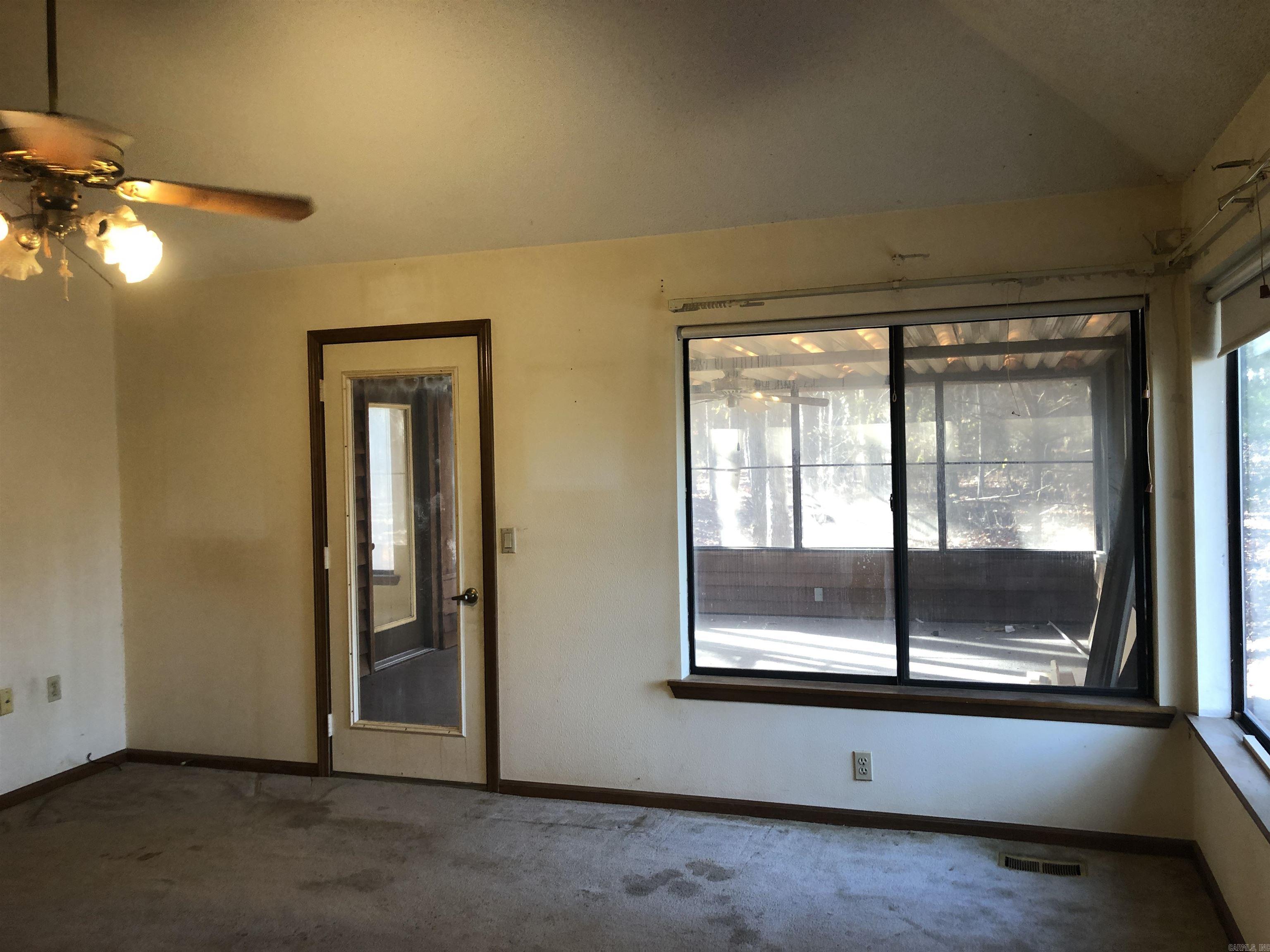 FAIR OAKS - Residential