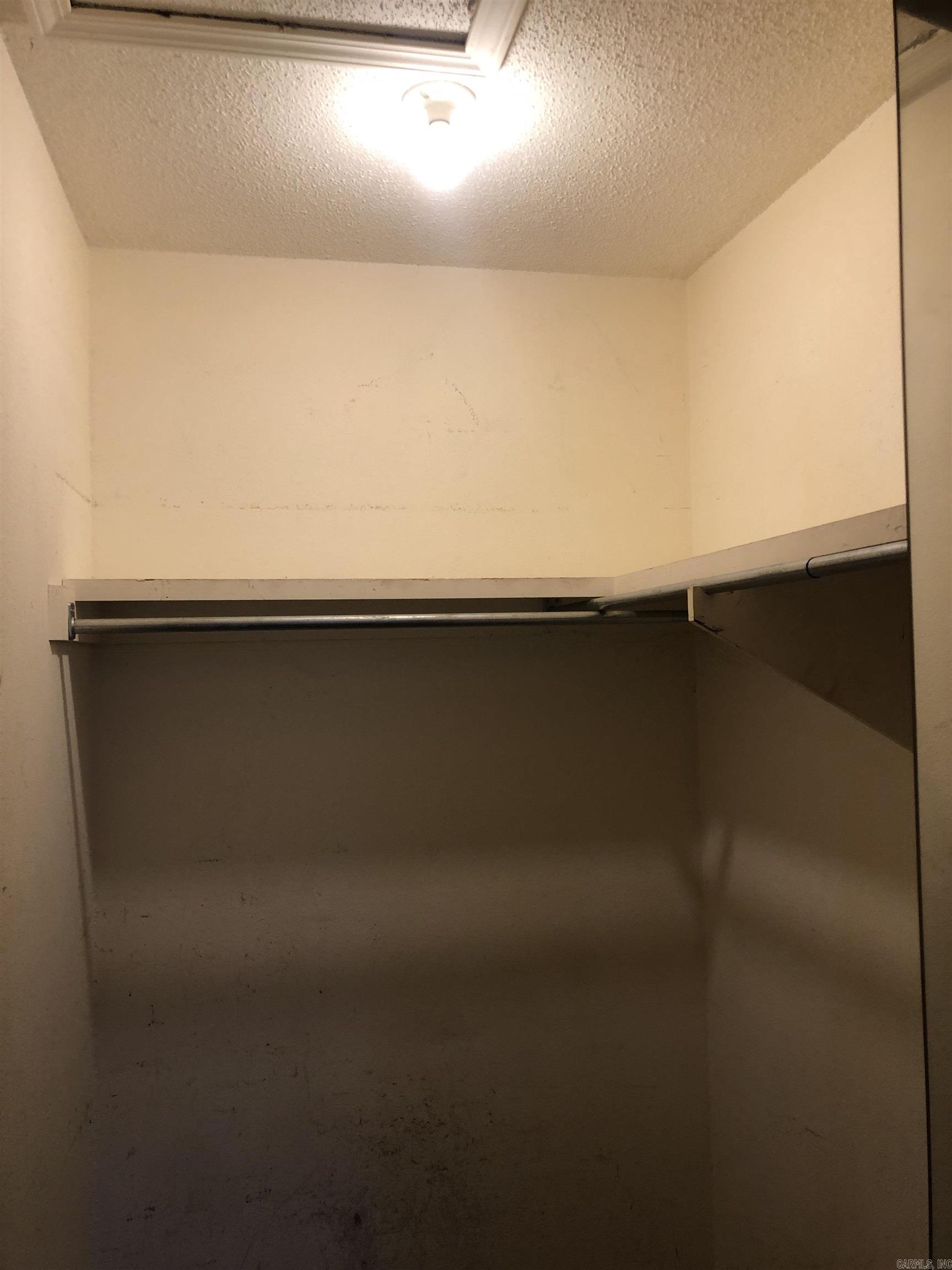 FAIR OAKS - Residential