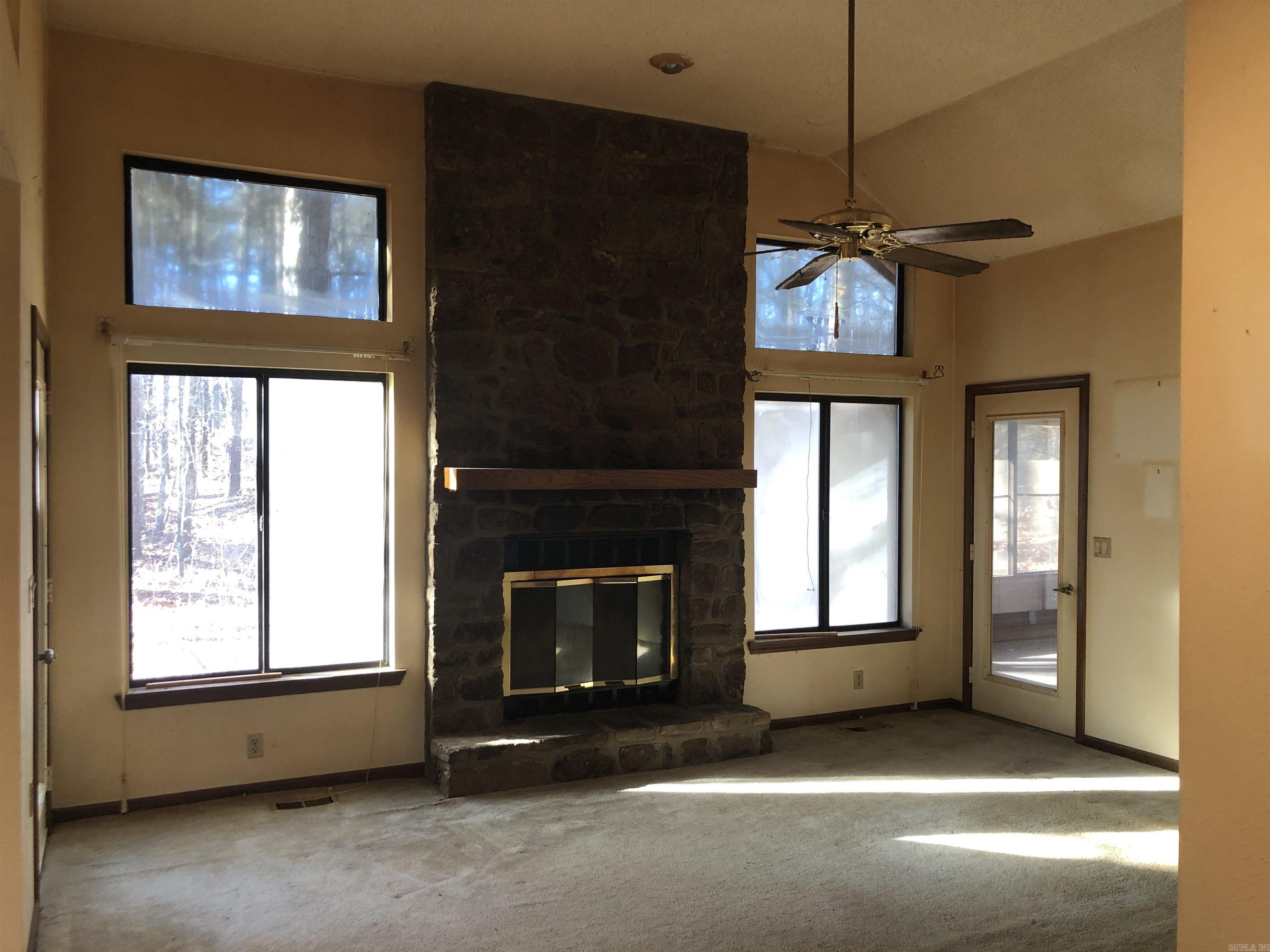 FAIR OAKS - Residential