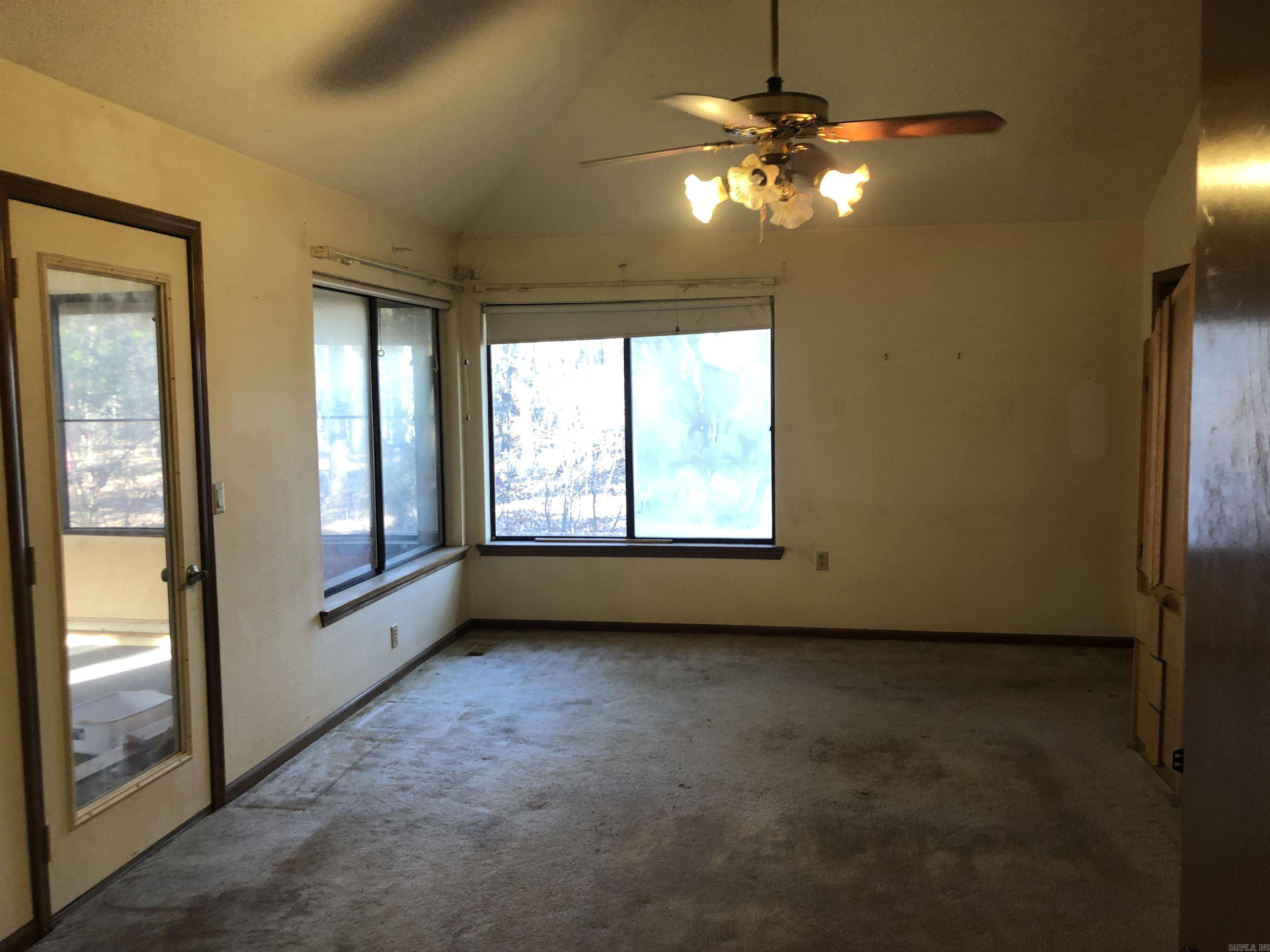 FAIR OAKS - Residential