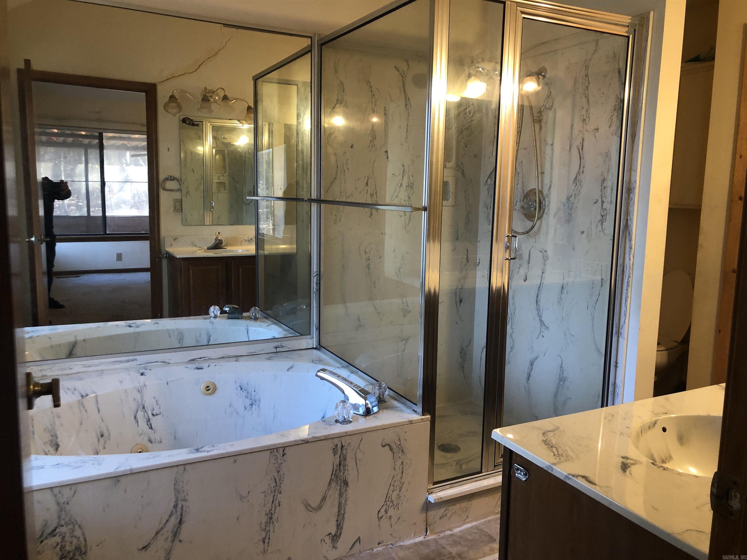 FAIR OAKS - Residential