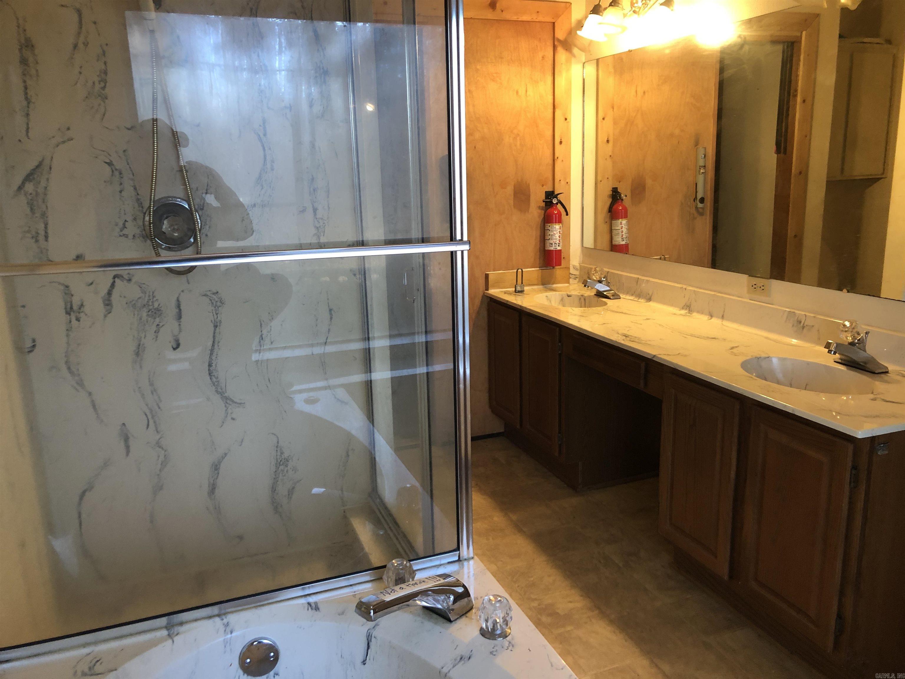 FAIR OAKS - Residential