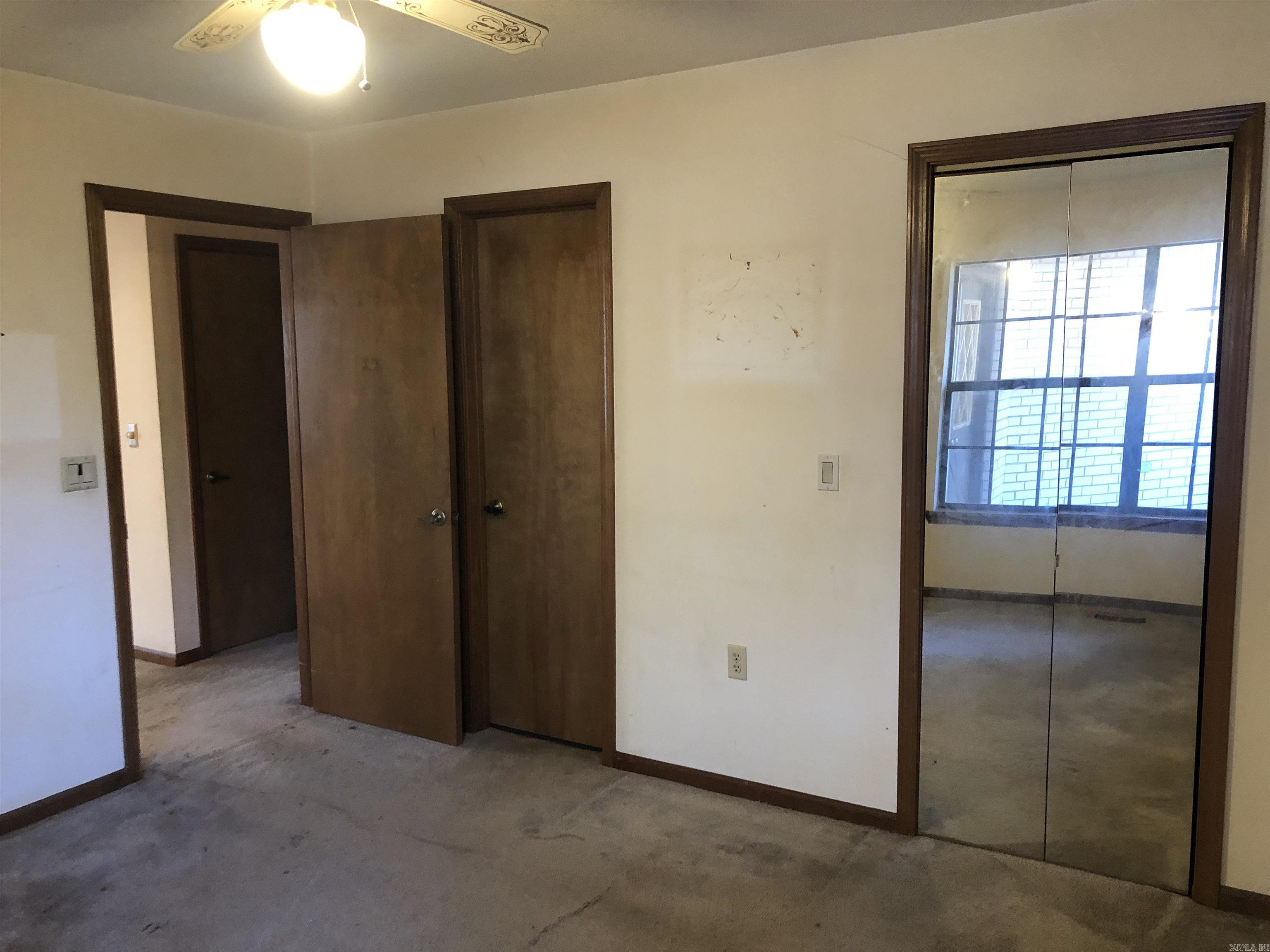 FAIR OAKS - Residential