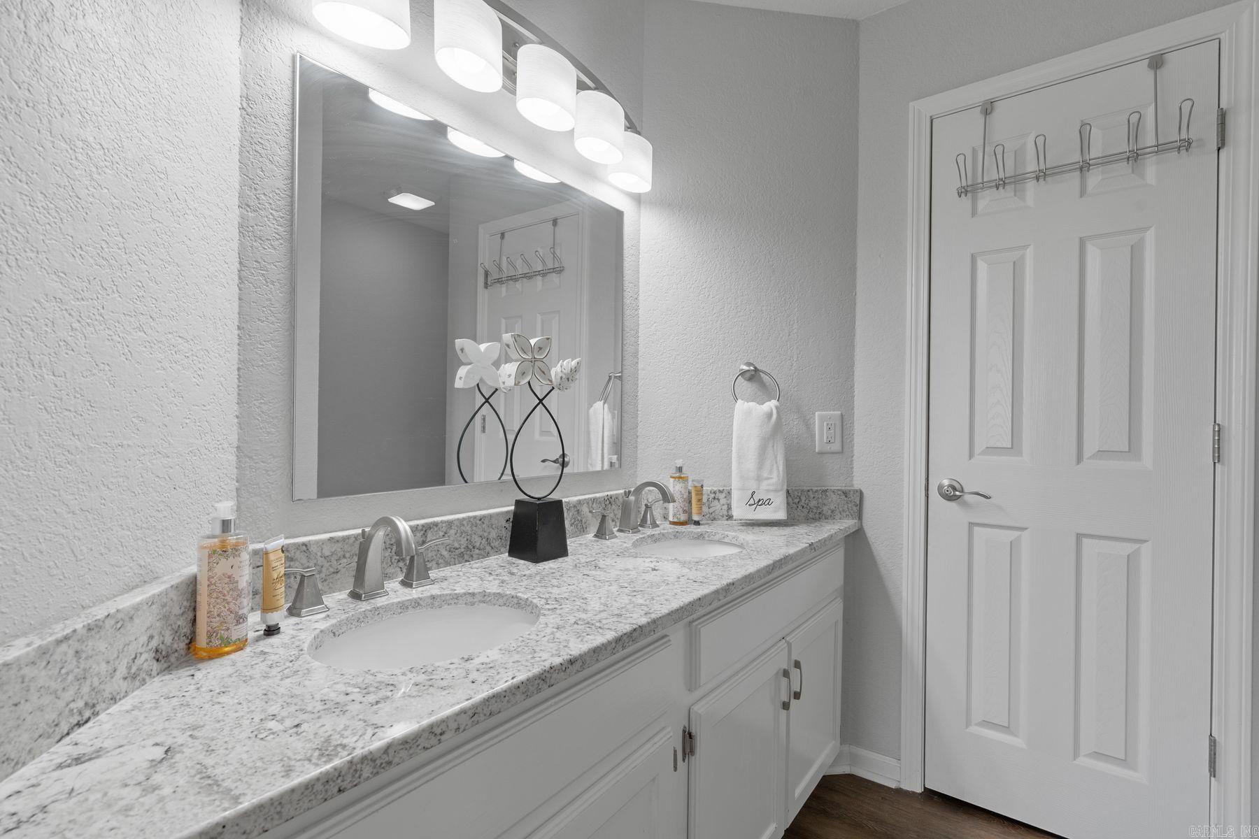 HAMILTON HARBOR HPR - Residential