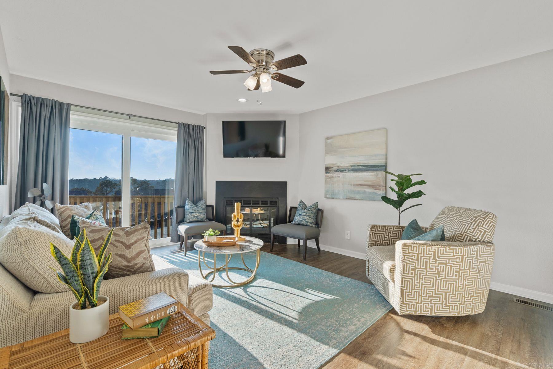 HAMILTON HARBOR HPR - Residential