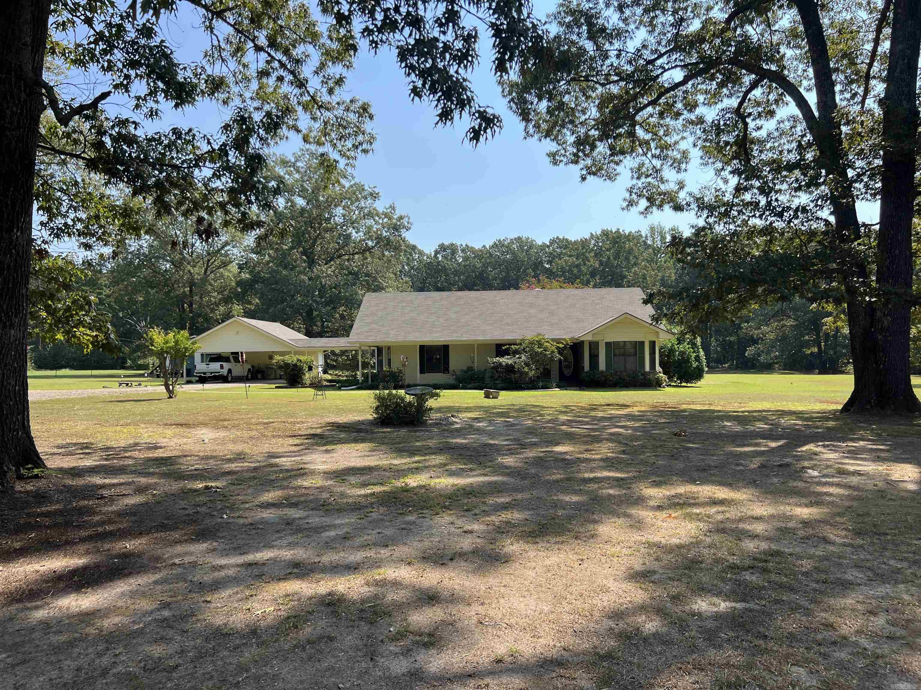 RAINTREE ESTATES - Residential