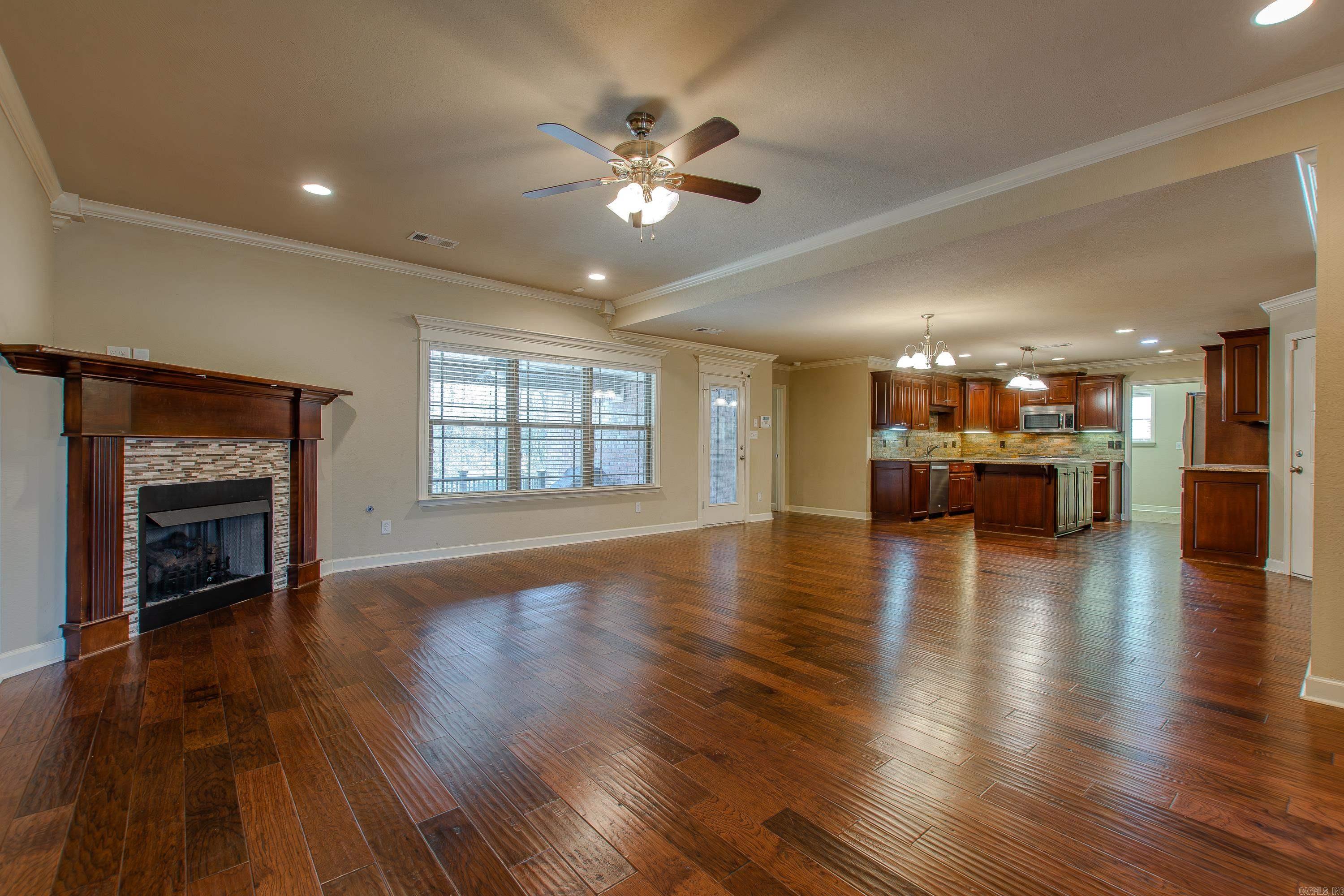 BASE MEADOWS ADDN - Residential