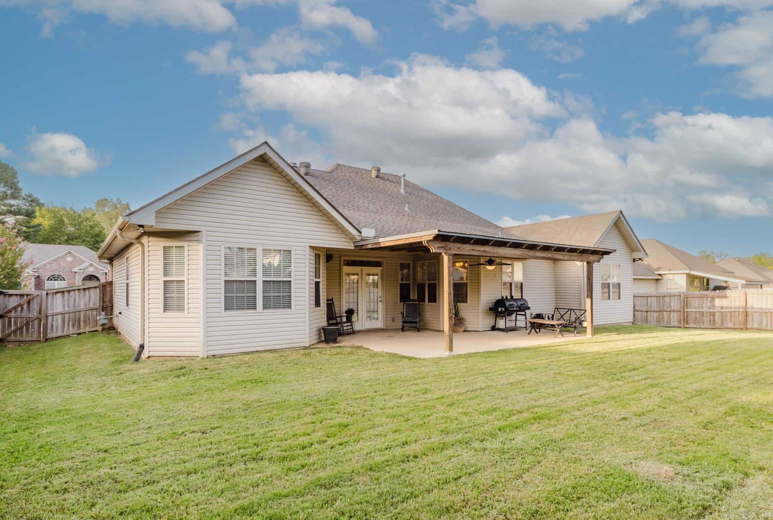 SILVER SPRINGS PH III - Residential