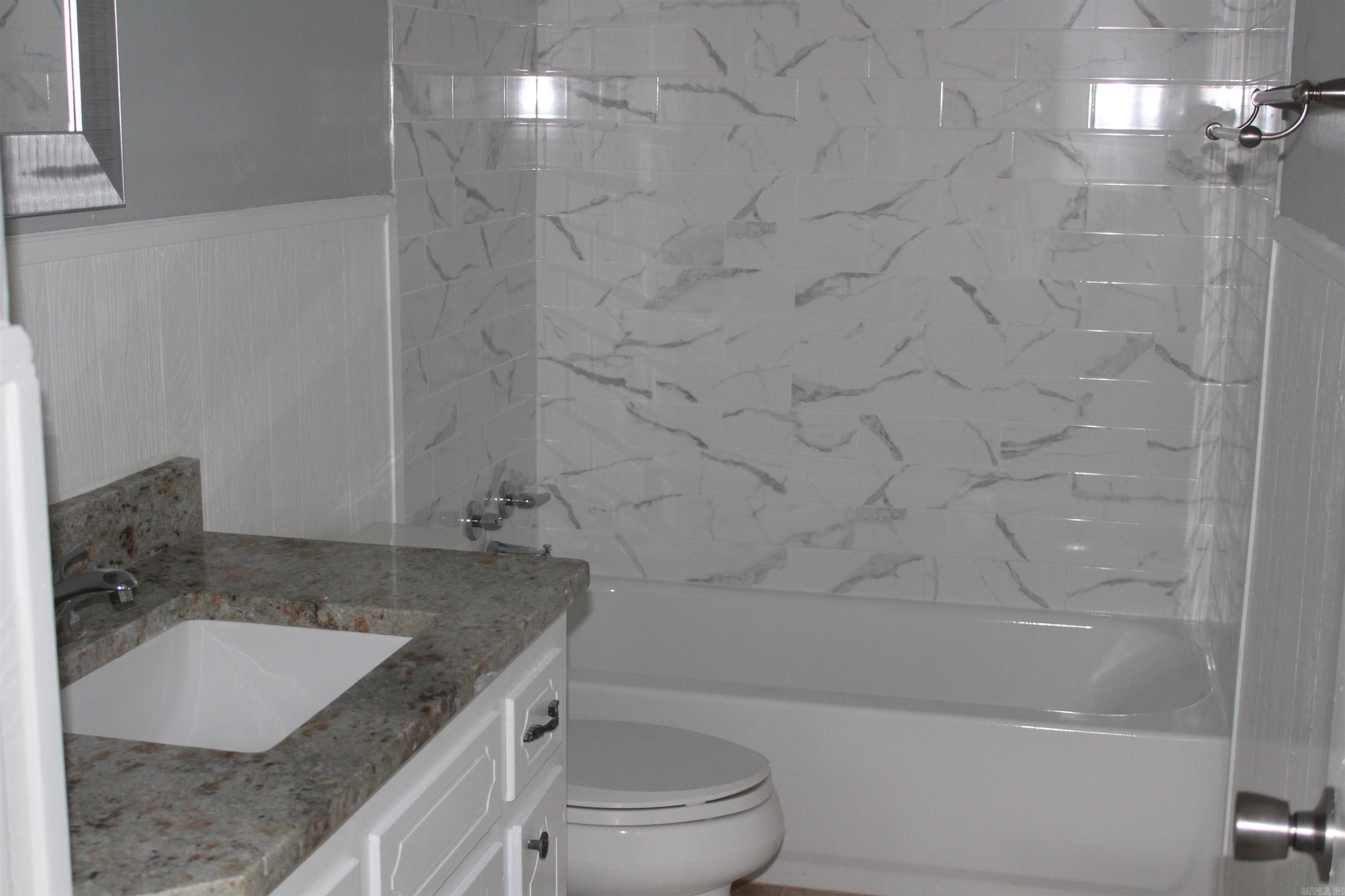 Club Road Terrace - Residential Lease