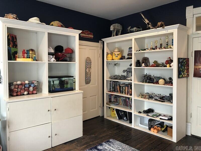 NO NAME (NO PARCELS) - Residential