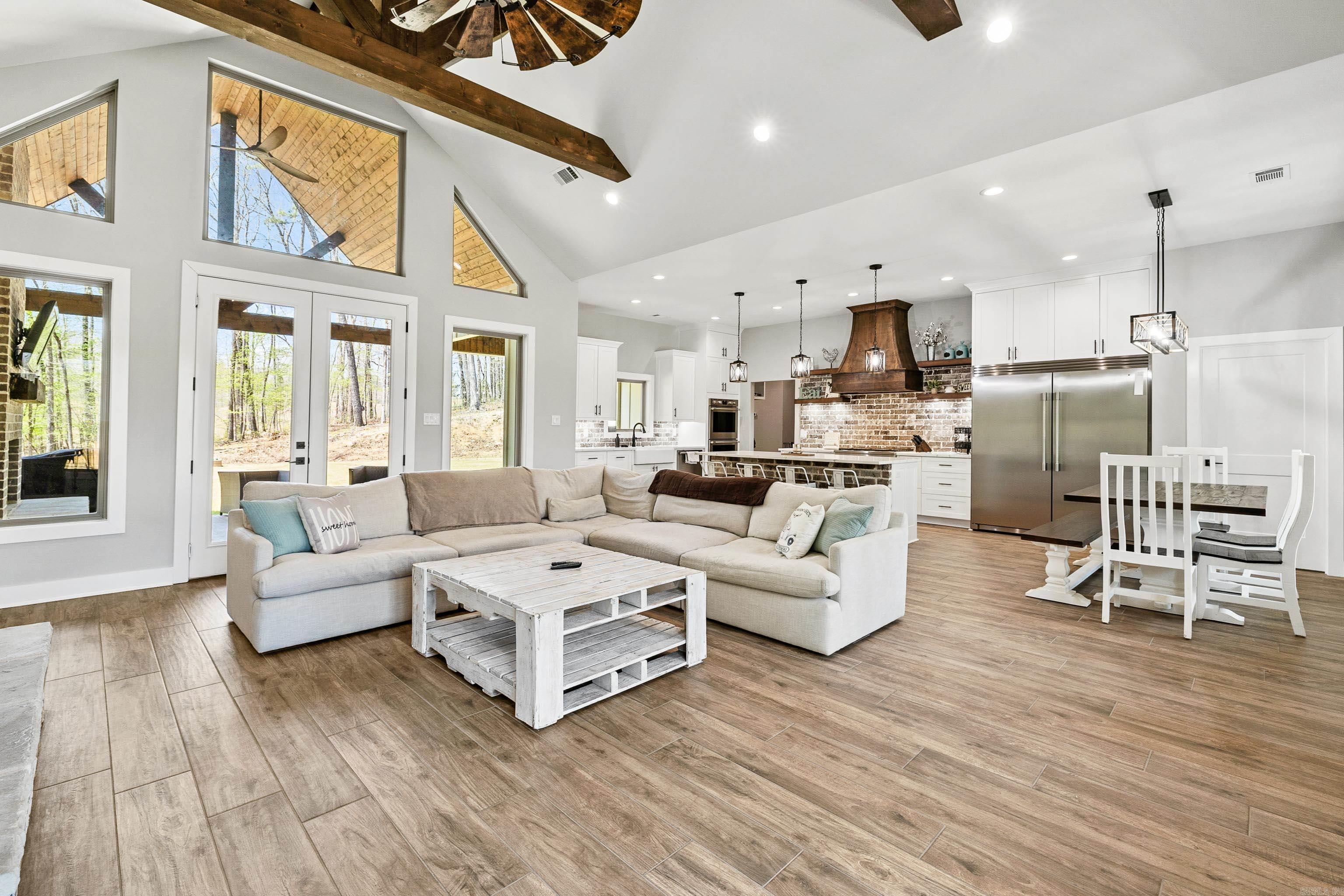 AJA ACRES - Residential