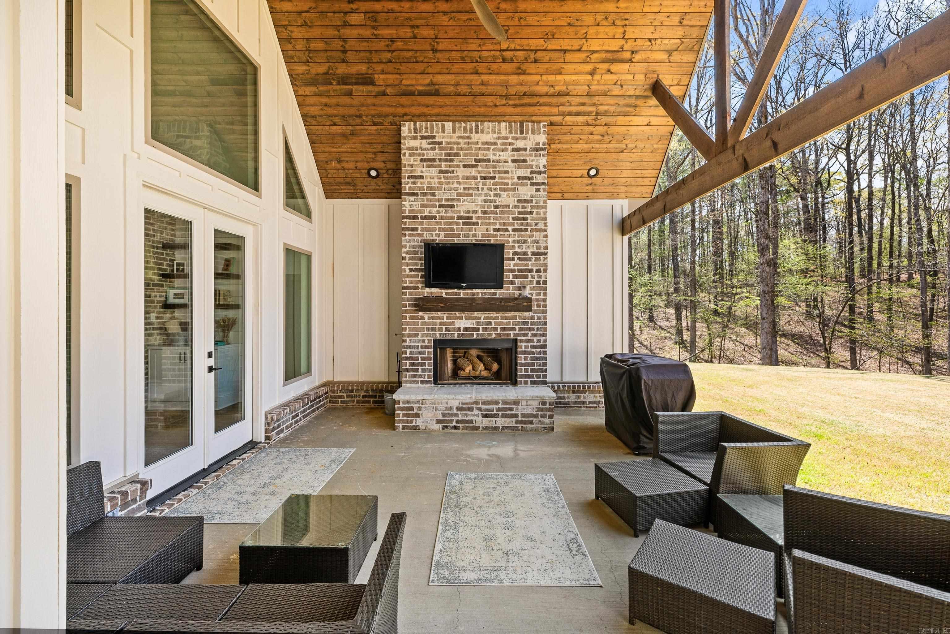 AJA ACRES - Residential