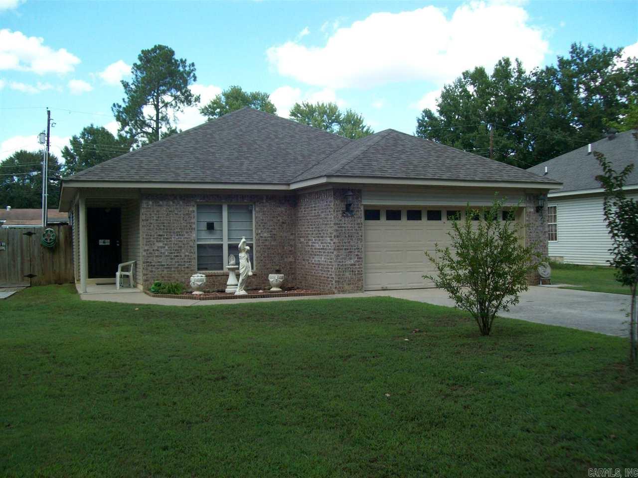 BOMBER BASE - Residential