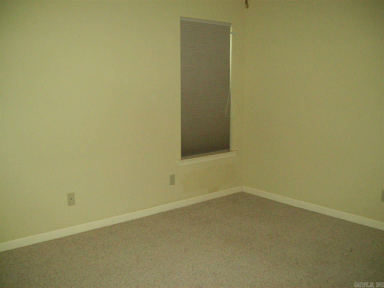 BOMBER BASE - Residential