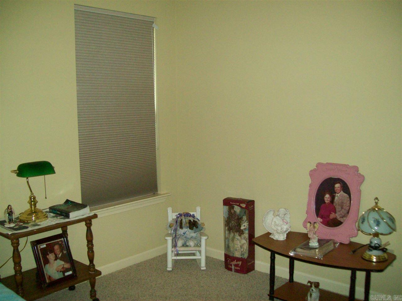 BOMBER BASE - Residential