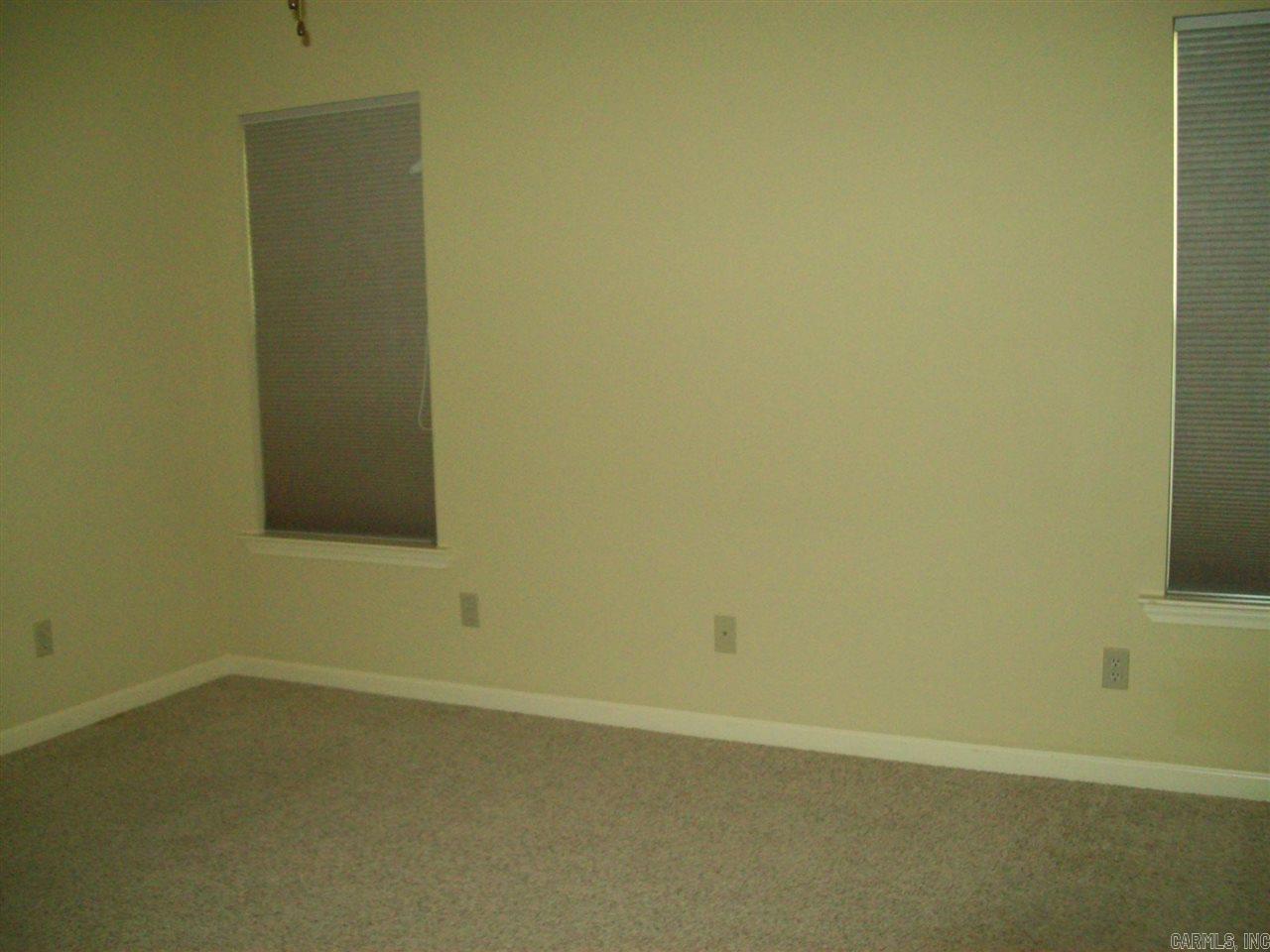 BOMBER BASE - Residential