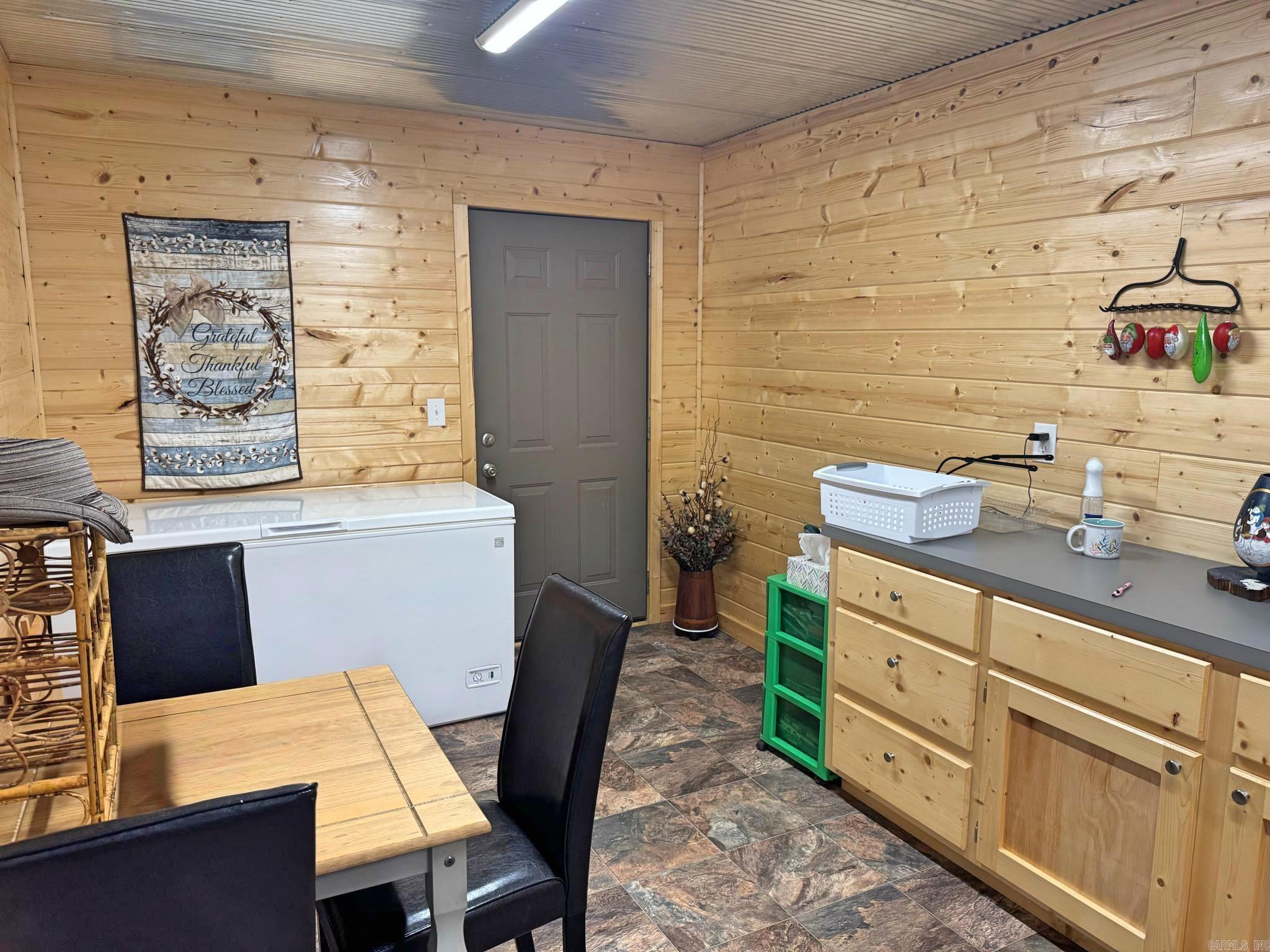 LANCASTER-TUBBS CREEK - Residential