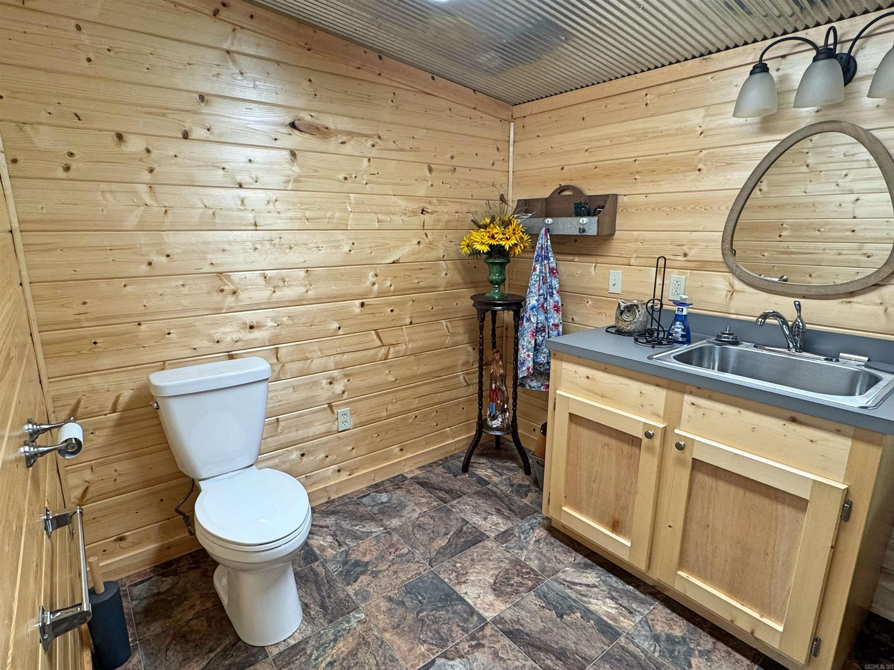 LANCASTER-TUBBS CREEK - Residential