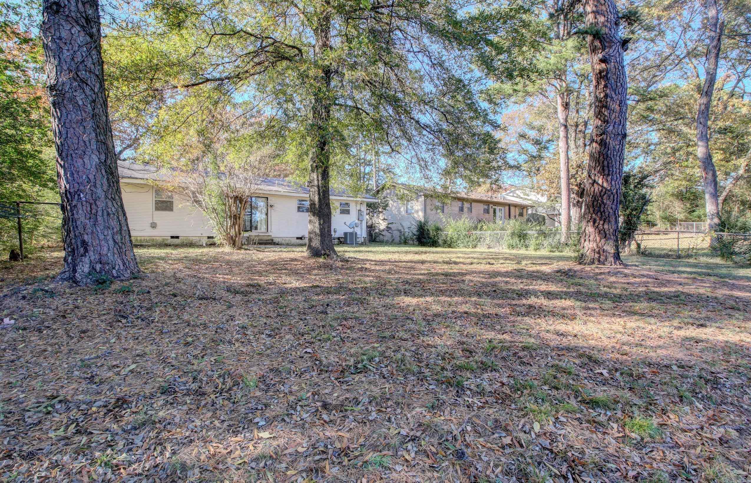 TWIN LAKES - Residential