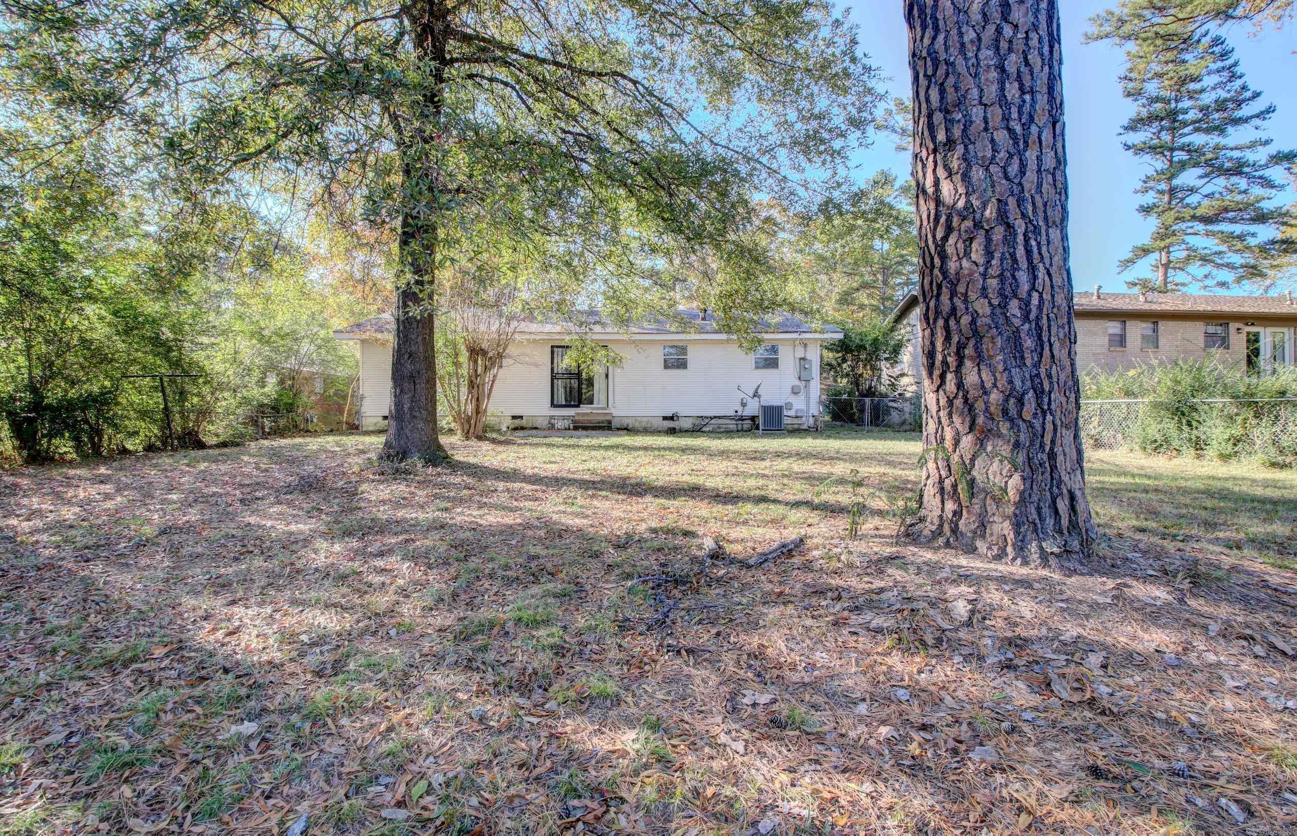 TWIN LAKES - Residential