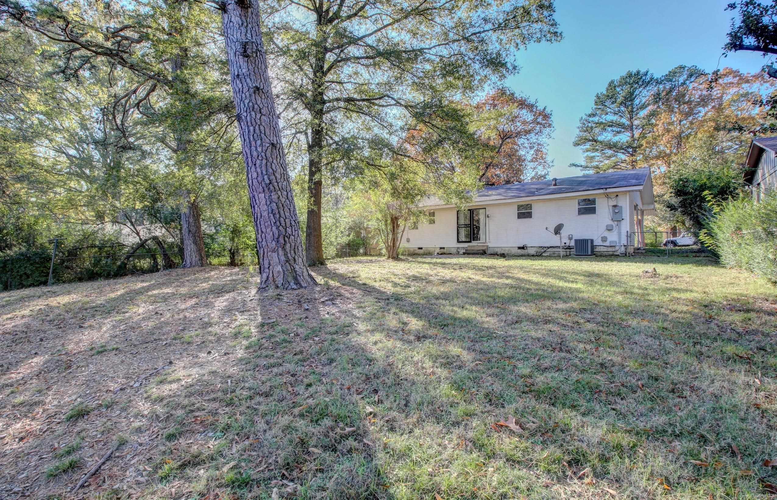 TWIN LAKES - Residential