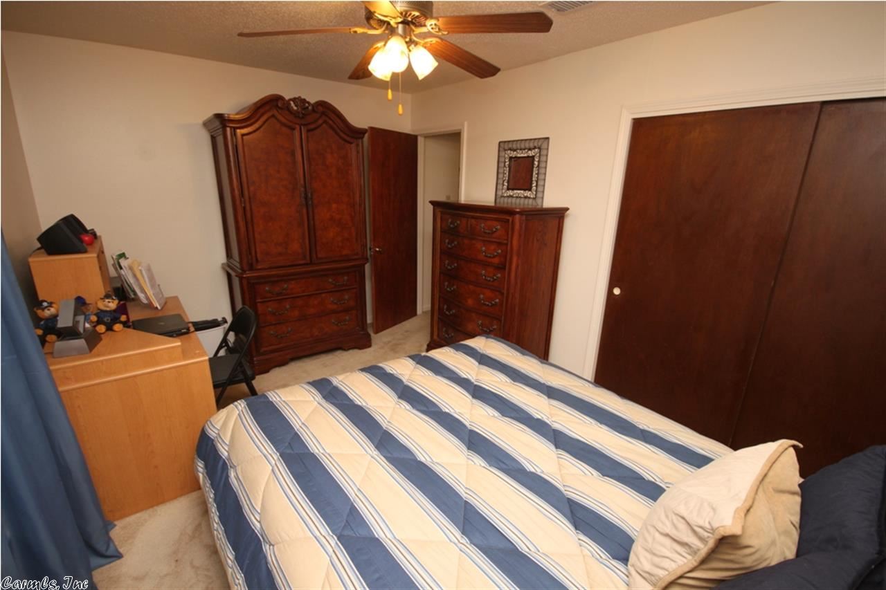 PECAN LAKE - Residential