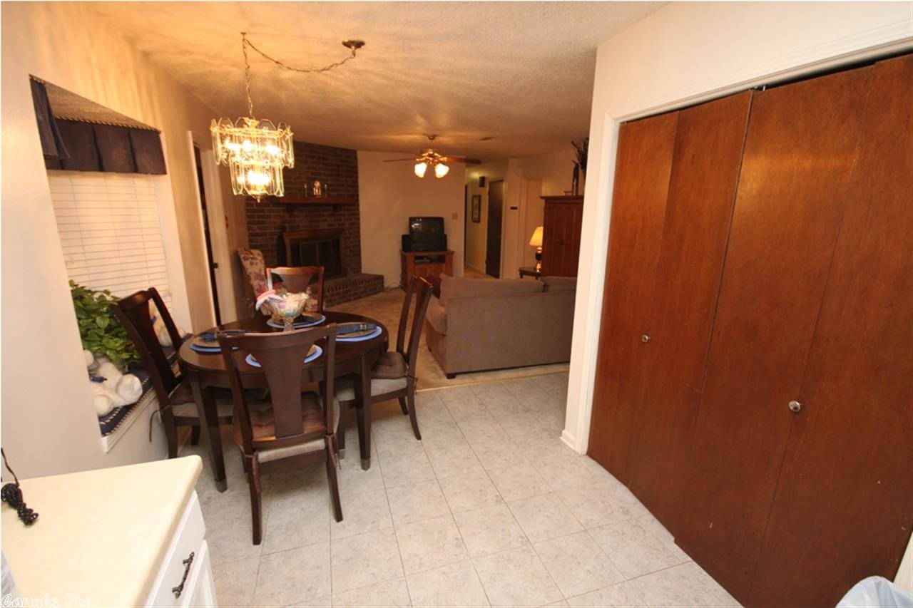 PECAN LAKE - Residential