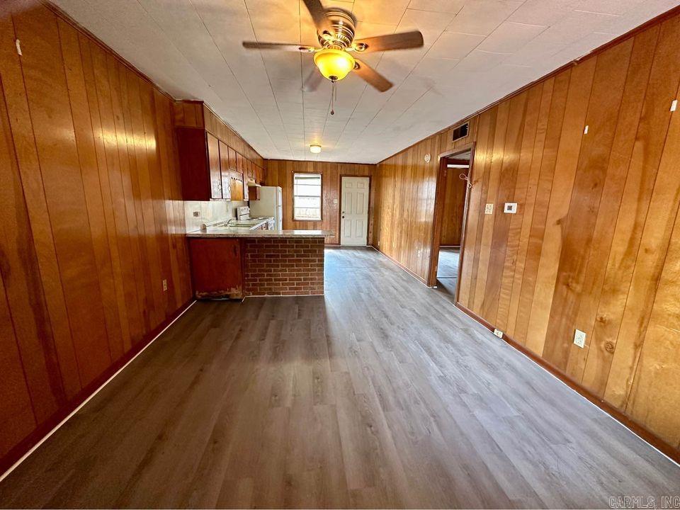 Metes & Bounds - Residential Income