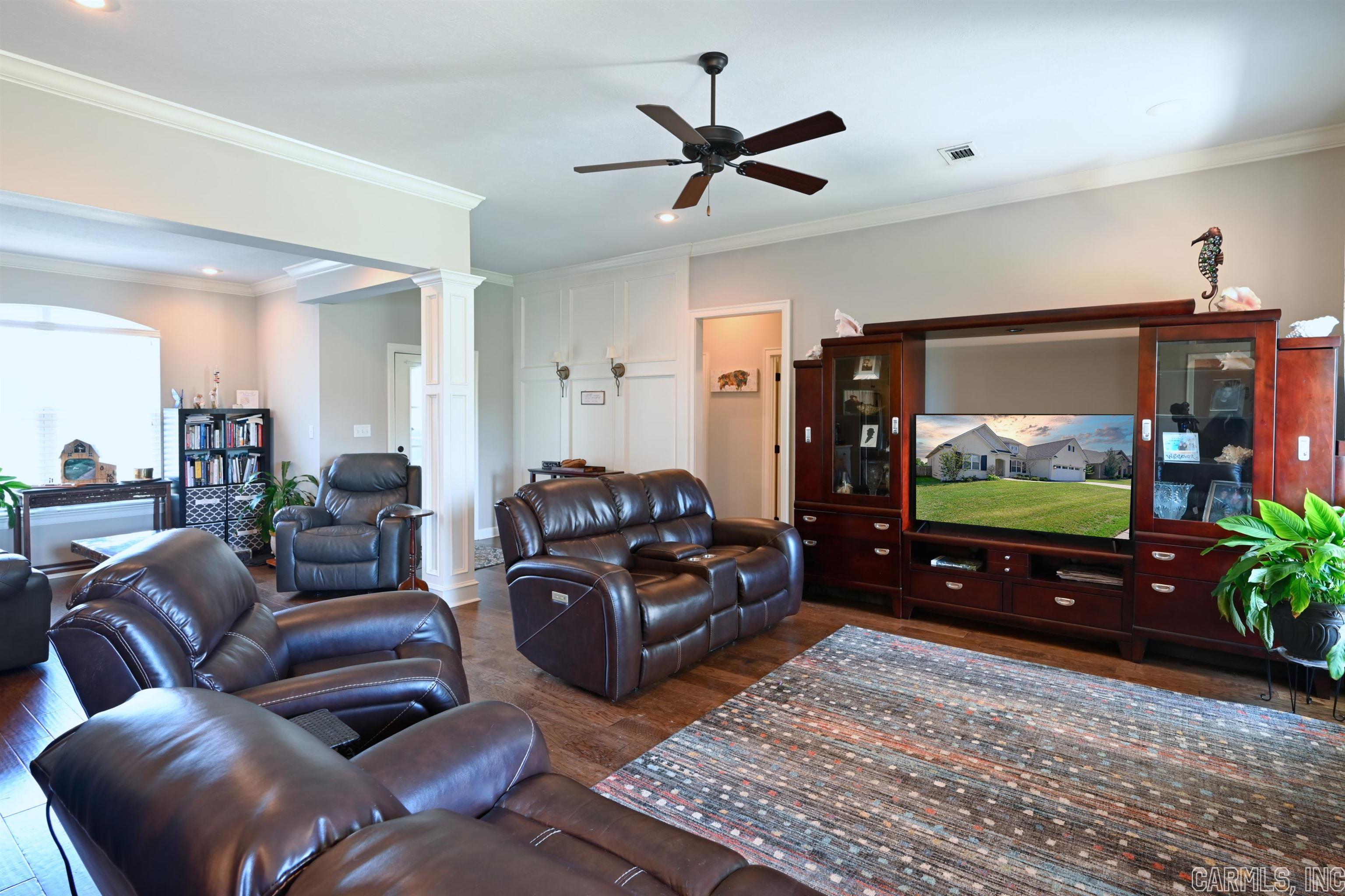 CHAPEL CREEK - Residential