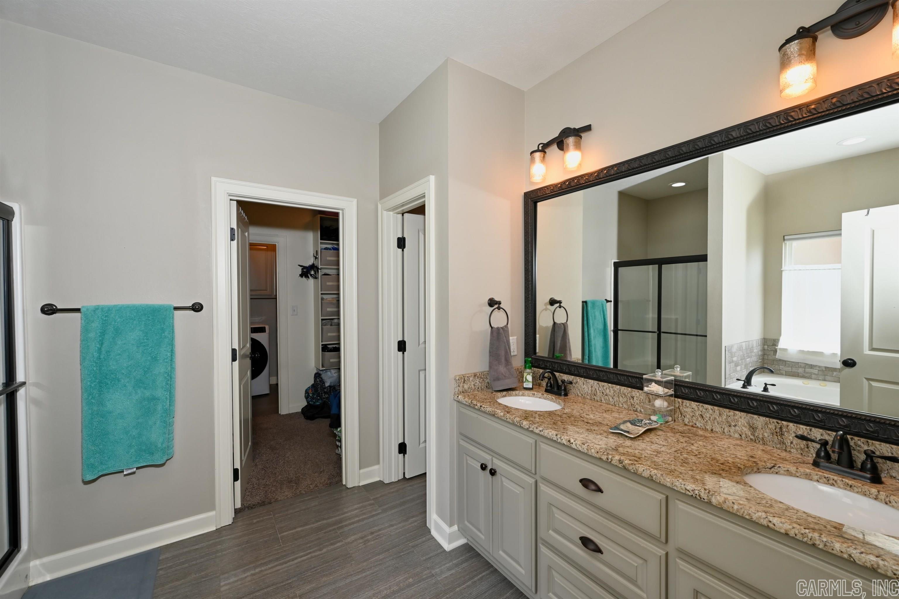 CHAPEL CREEK - Residential