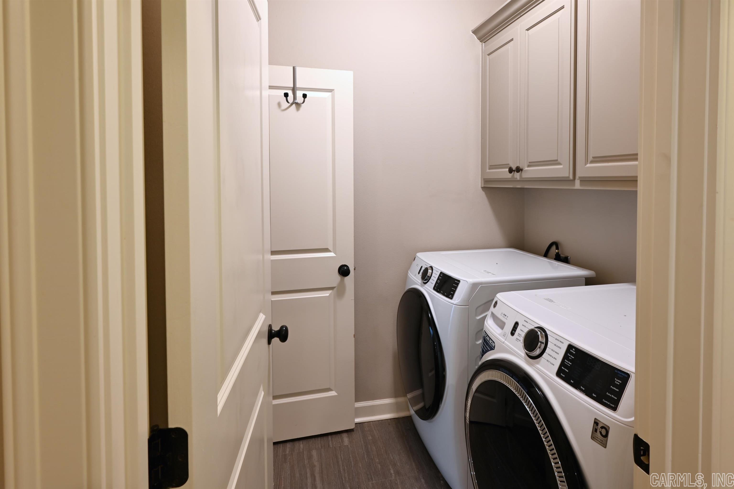 CHAPEL CREEK - Residential