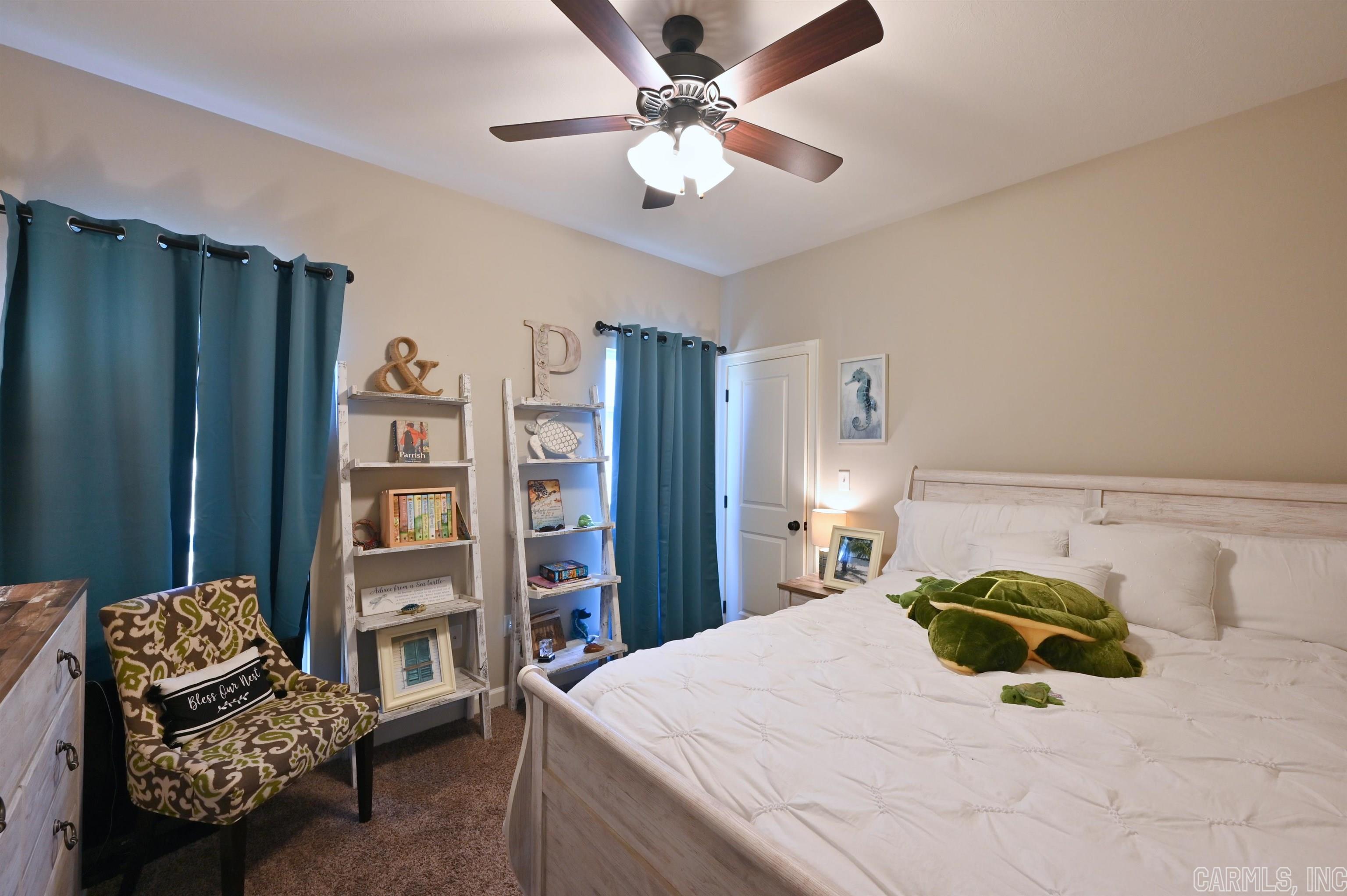 CHAPEL CREEK - Residential