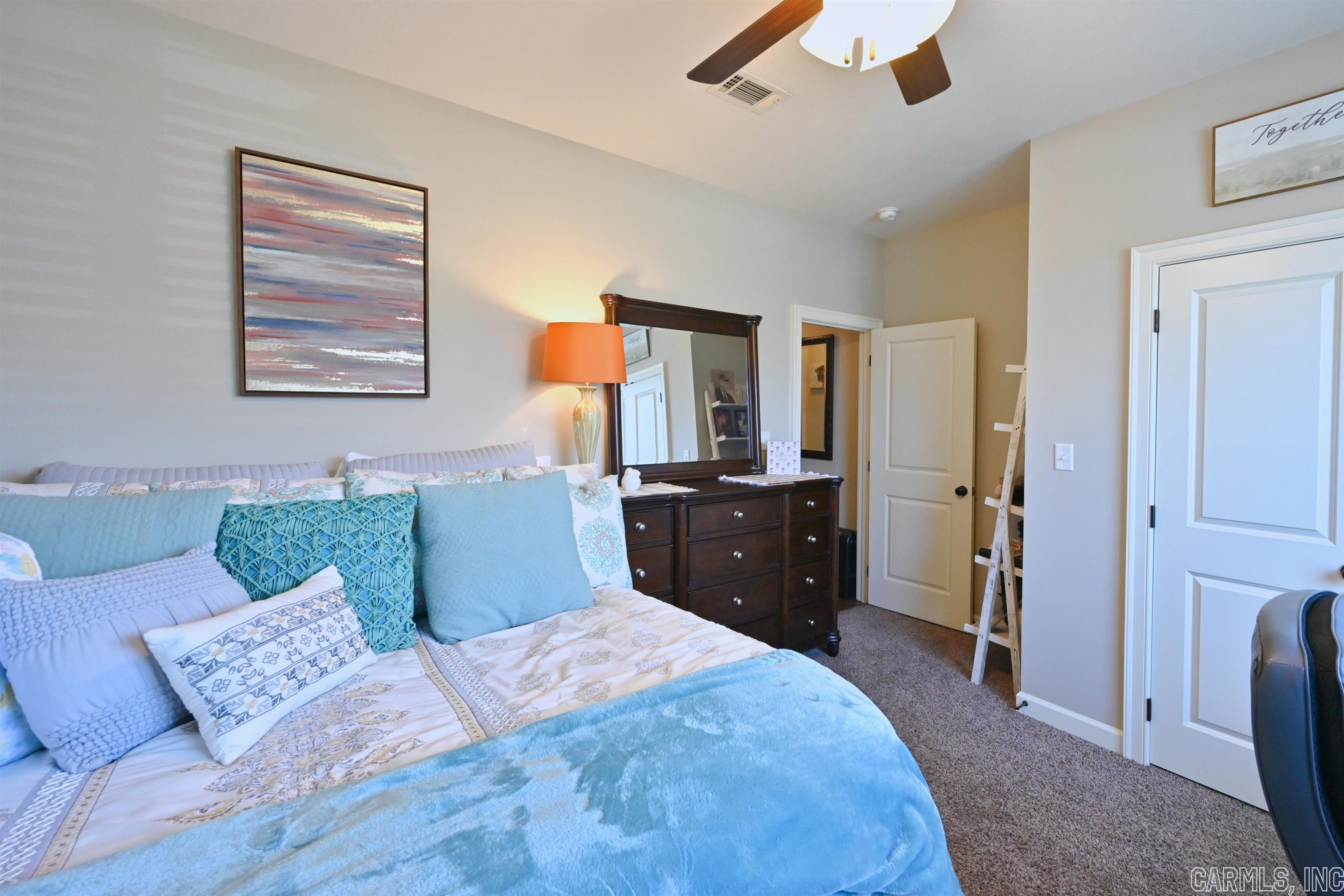 CHAPEL CREEK - Residential