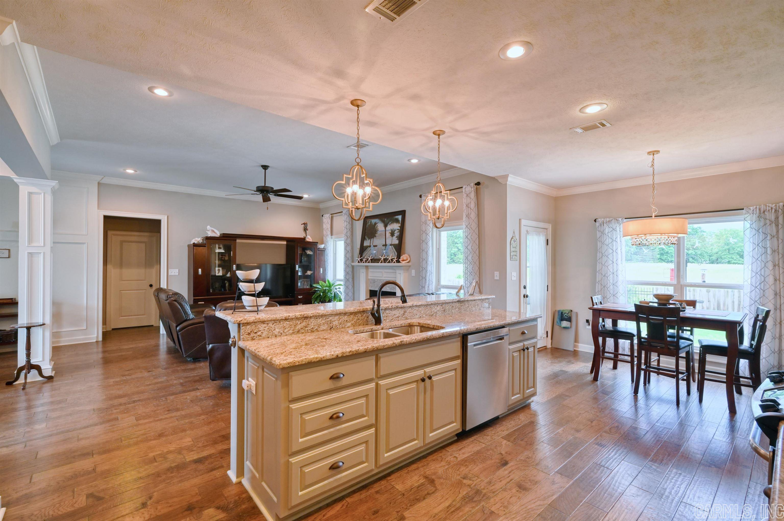 CHAPEL CREEK - Residential