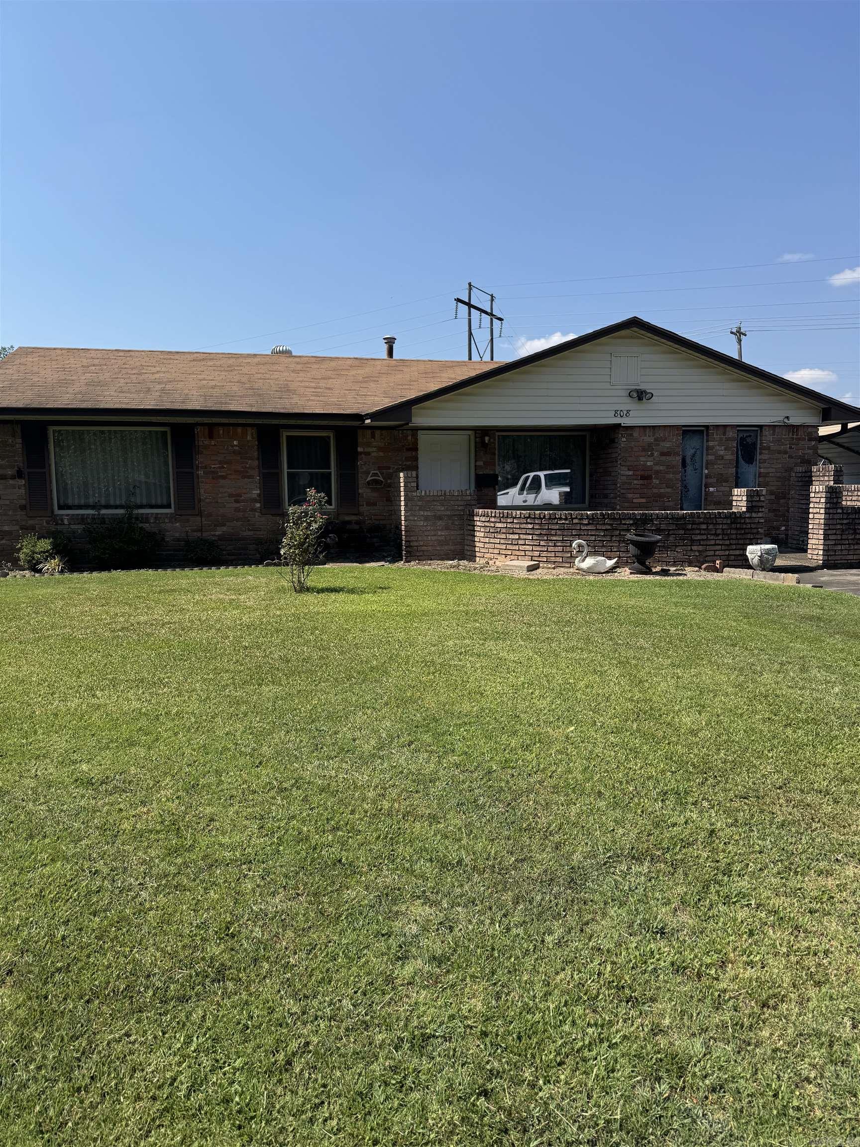 Come see this spacious well maintained 3 bedroom 2 bath home! Home sits on 2 large lots and completely fenced, with plenty of storage. This is one you won't want to miss! **Agents see remarks**