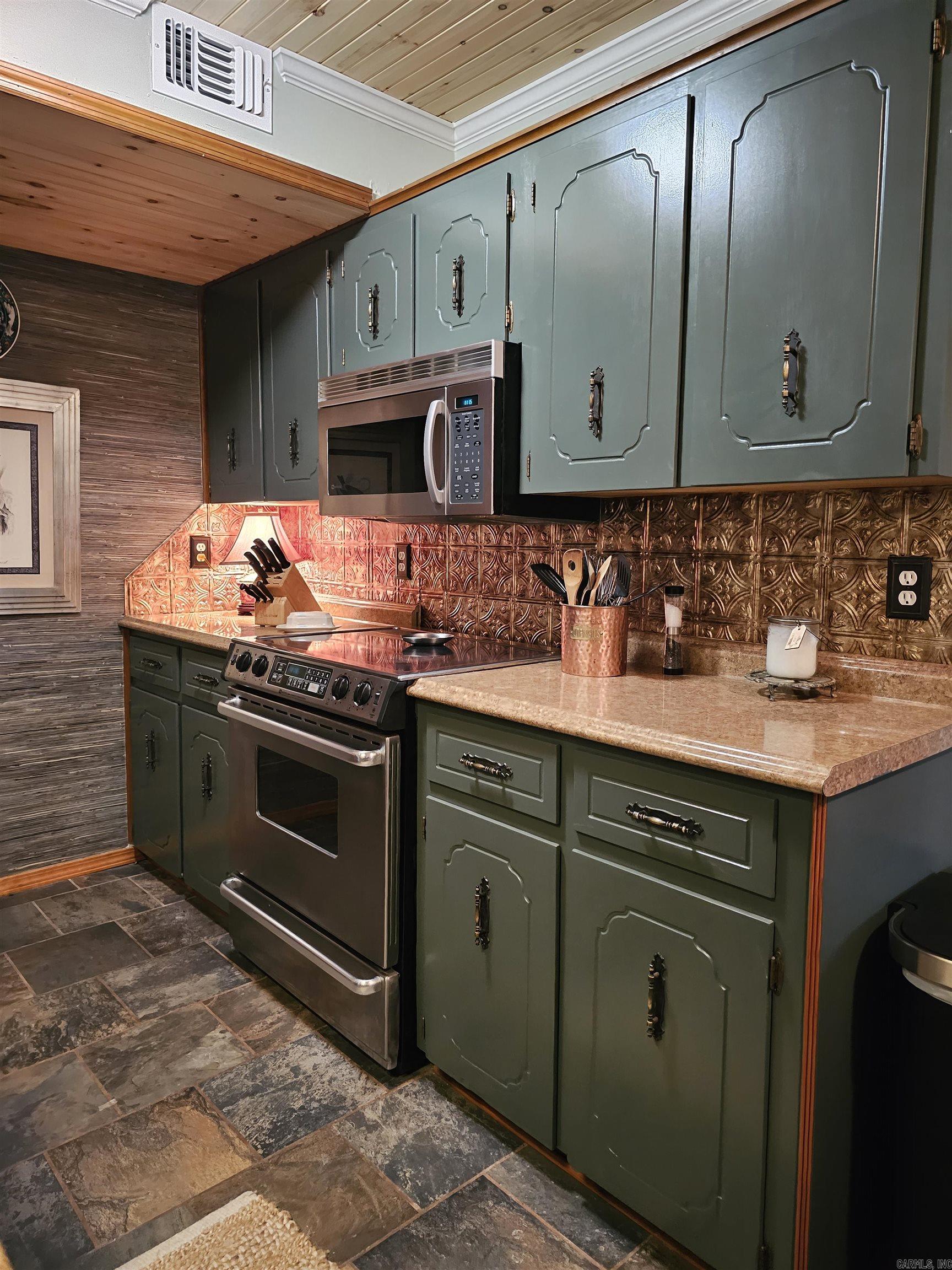 Highland Estate - Residential