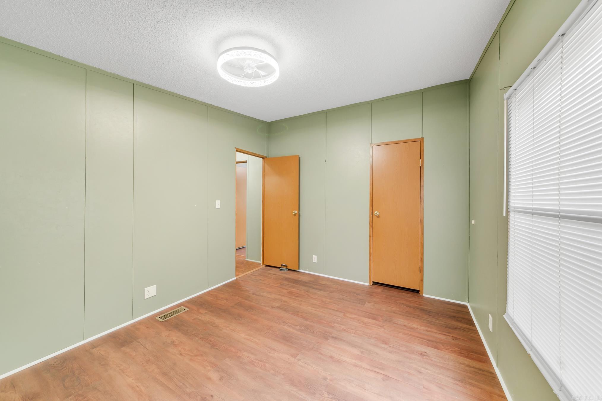 Metes & Bounds - Residential Lease